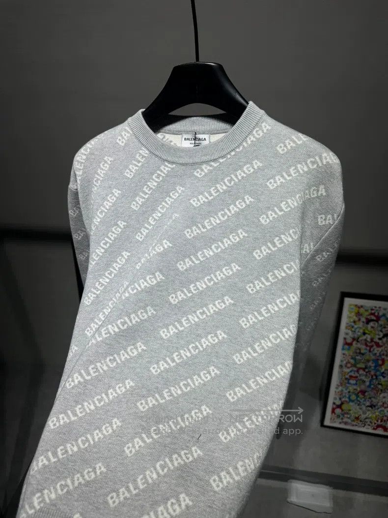 Balenciaga Balenciaga Bullet screen all-over print sweater Size US XS / EU 42 / 0 - 2 Thumbnail