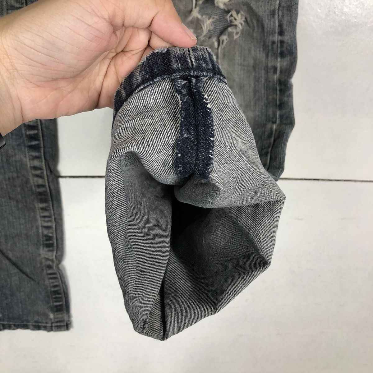 Japanese Brand RARE VINTAGE DISTRESSED DENIM JEANS 29125=HOMME ISSEYMIYAKE Size US 30 / EU 46 - 12 Thumbnail