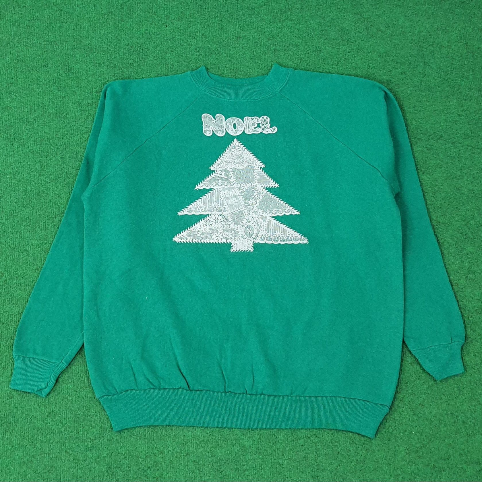 Vintage Vintage Noel Christmas Tree Sweatshirt C227N14 Size US M / EU 48-50 / 2 - 1 Thumbnail