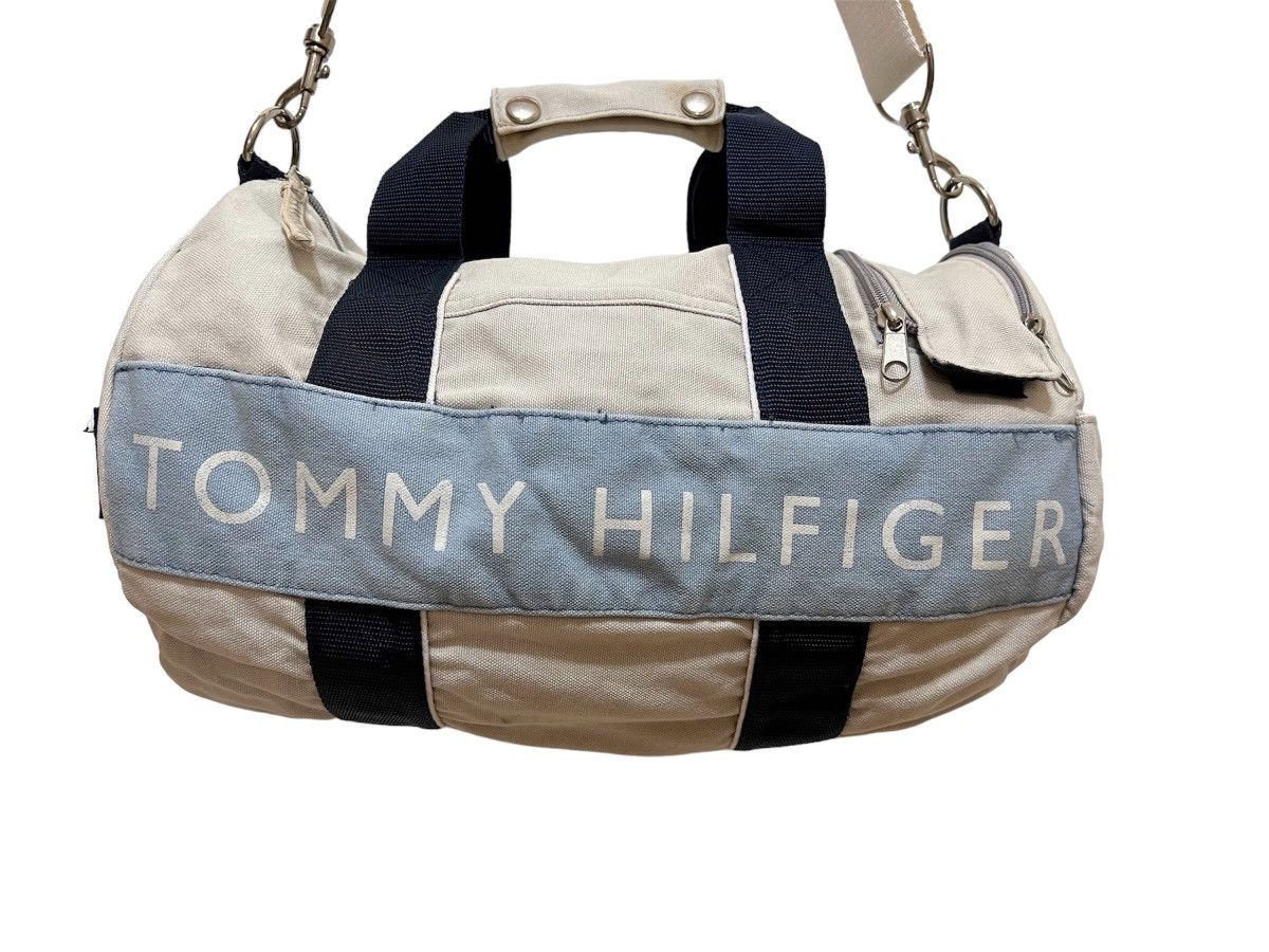 Vintage 90s TOMMY HILFIGER CROSSBODY SLING BAG