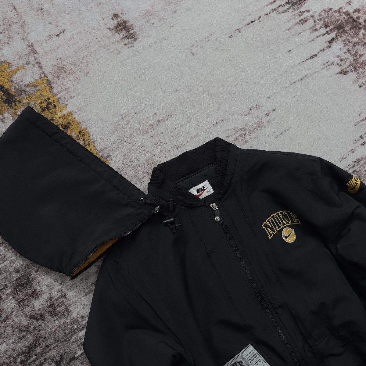Nike VINTAGE NIKE BASKETBALL 90’S EMBROIDERY BIG LOGO JACKET RARE Size US L / EU 52-54 / 3 - 13 Thumbnail