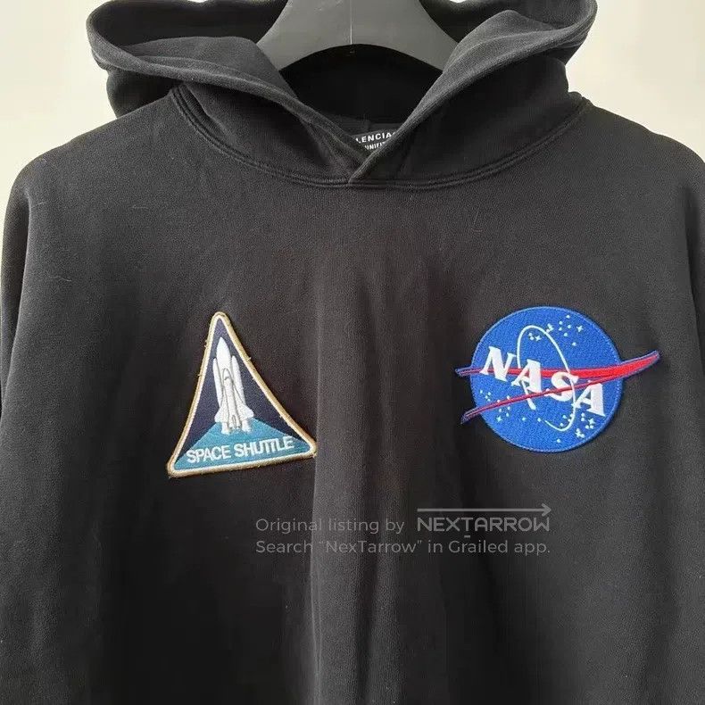 Balenciaga Balenciaga NASA collaboration black patch embroidery hoodi Size US XS / EU 42 / 0 - 3 Thumbnail