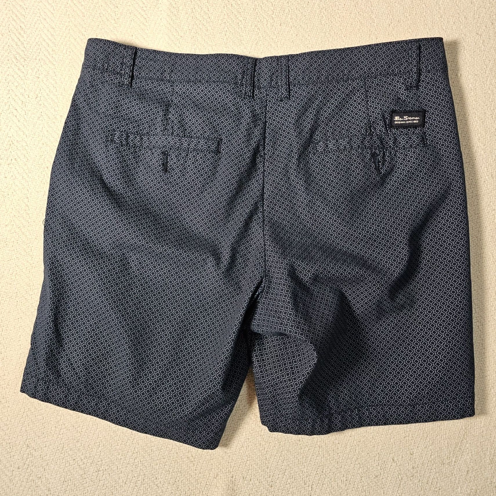 Ben Sherman BEN SHERMAN Stretch Fit Chino Shorts Geometric Blue 34 Mens Size US 34 / EU 50 - 8 Thumbnail