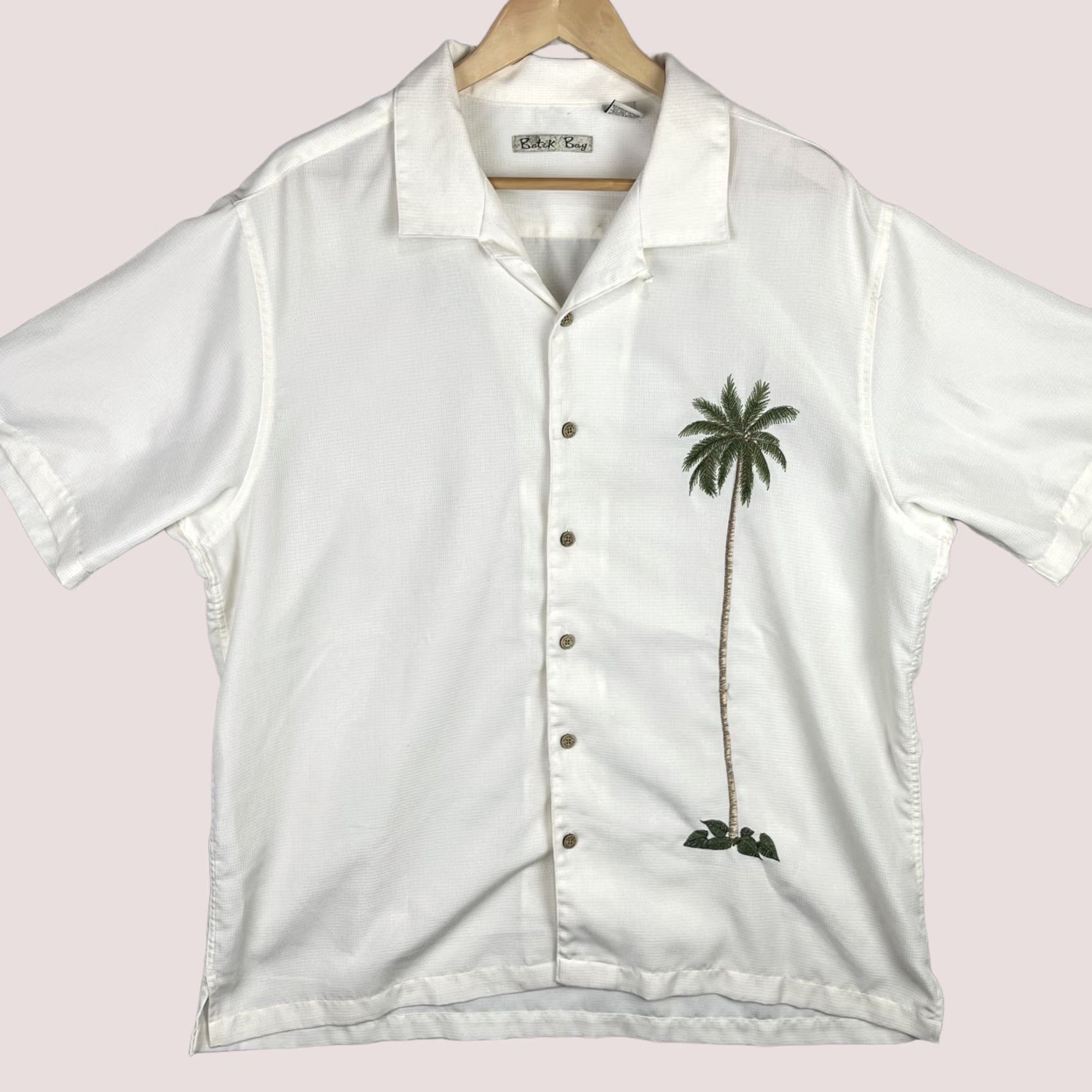 Vintage Batik Bay Shirt Mens XL Beige Palm Tree Camp Embroidered Button Up Size US XL / EU 56 / 4 - 1 Thumbnail