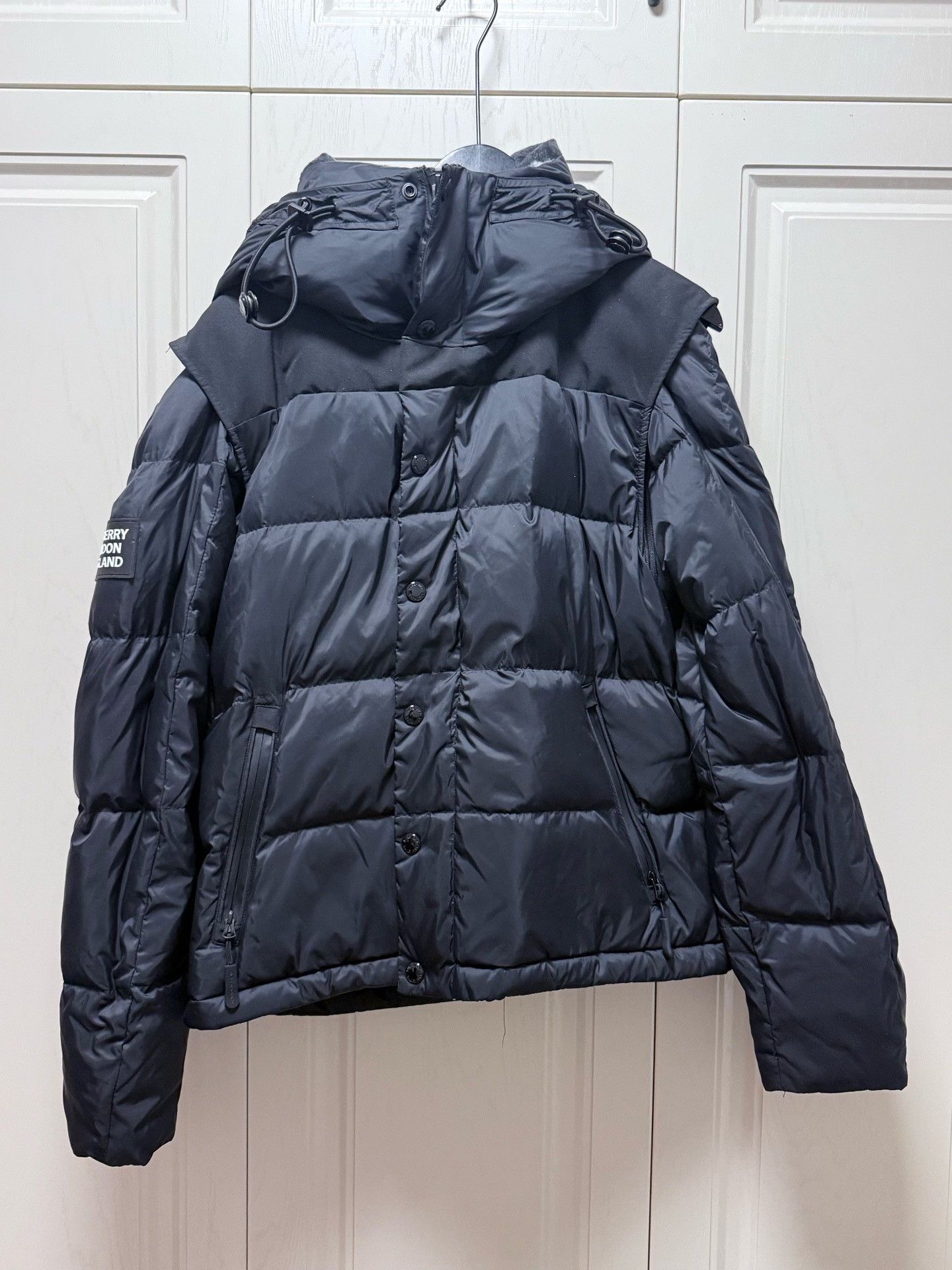 Burberry Burberry Men's Detachable Sleeve Hooded Down Jacket Size US M / EU 48-50 / 2 - 1 Thumbnail