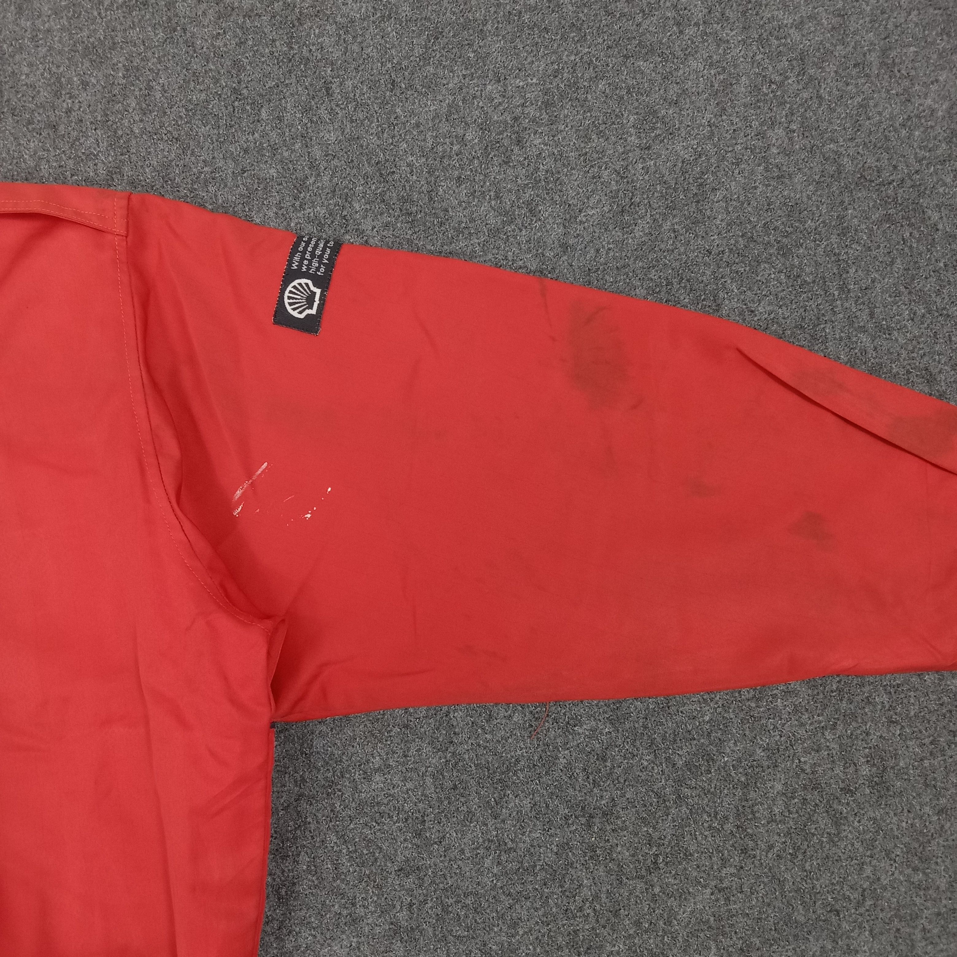 Ferrari × Vintage Shell Formula One Yuasa 1887 Ferrari Racing Jacket Size US L / EU 52-54 / 3 - 5 Thumbnail