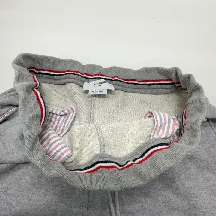 Thom Browne Thom Browne Classic Striped Gray Casual Shorts -2507 Size US 26 / EU 42 - 1 Thumbnail