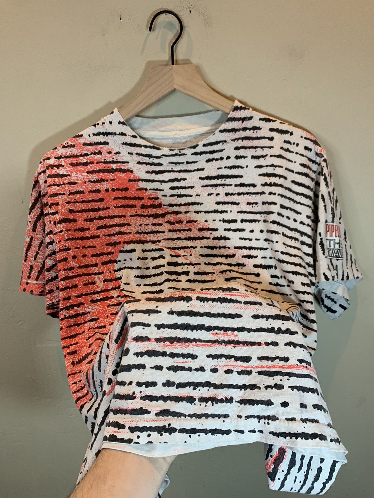 Vintage *RARE* Vintage 80’s Surf Pipeline The Wave AOP Art T-Shirt Size US M / EU 48-50 / 2 - 5 Thumbnail