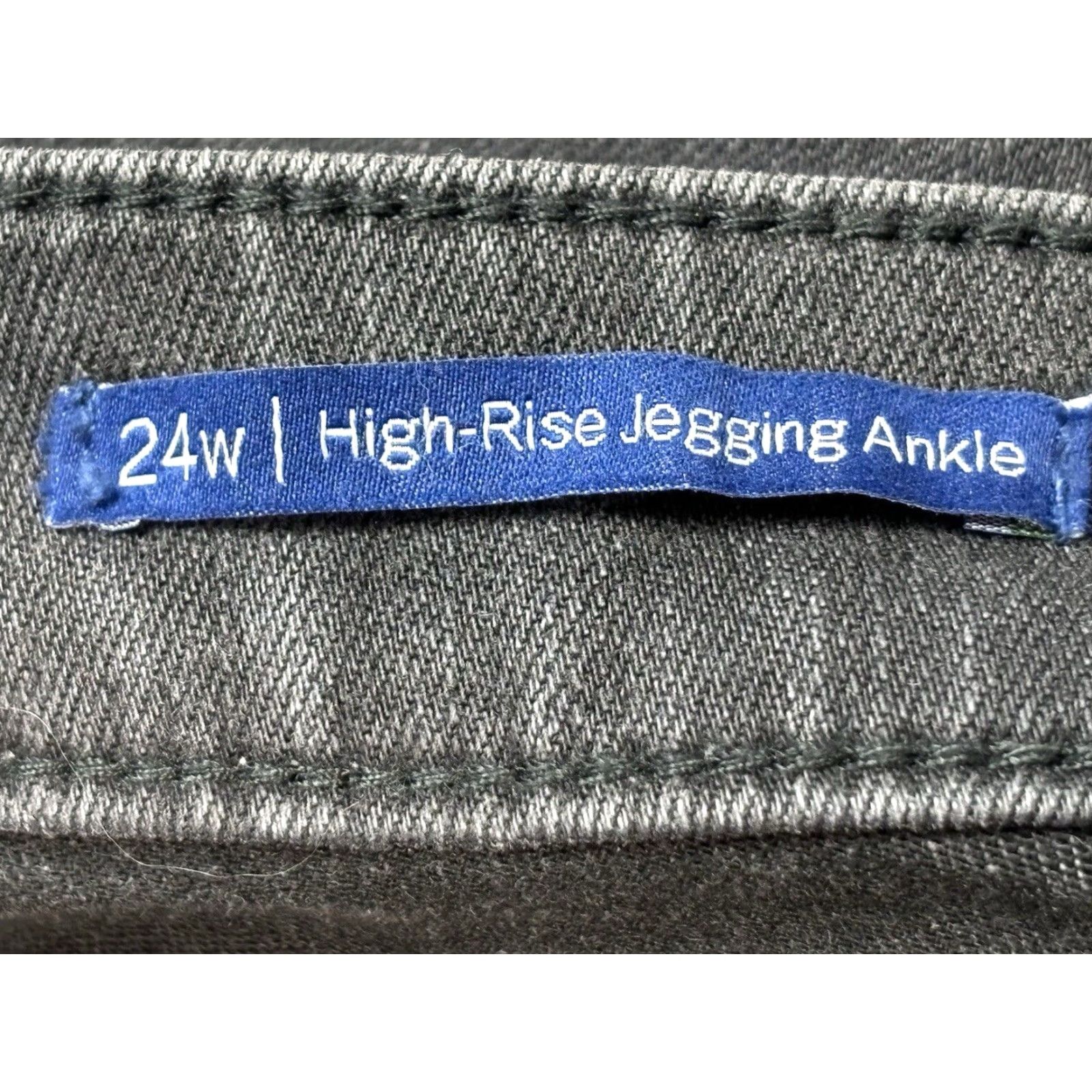 Talbots TALBOTS Special Edition High Rise Jegging Ankle Jeans 24W Plus Faded Black Gray Beaded Womens Size 42" / US 20 - 6 Thumbnail