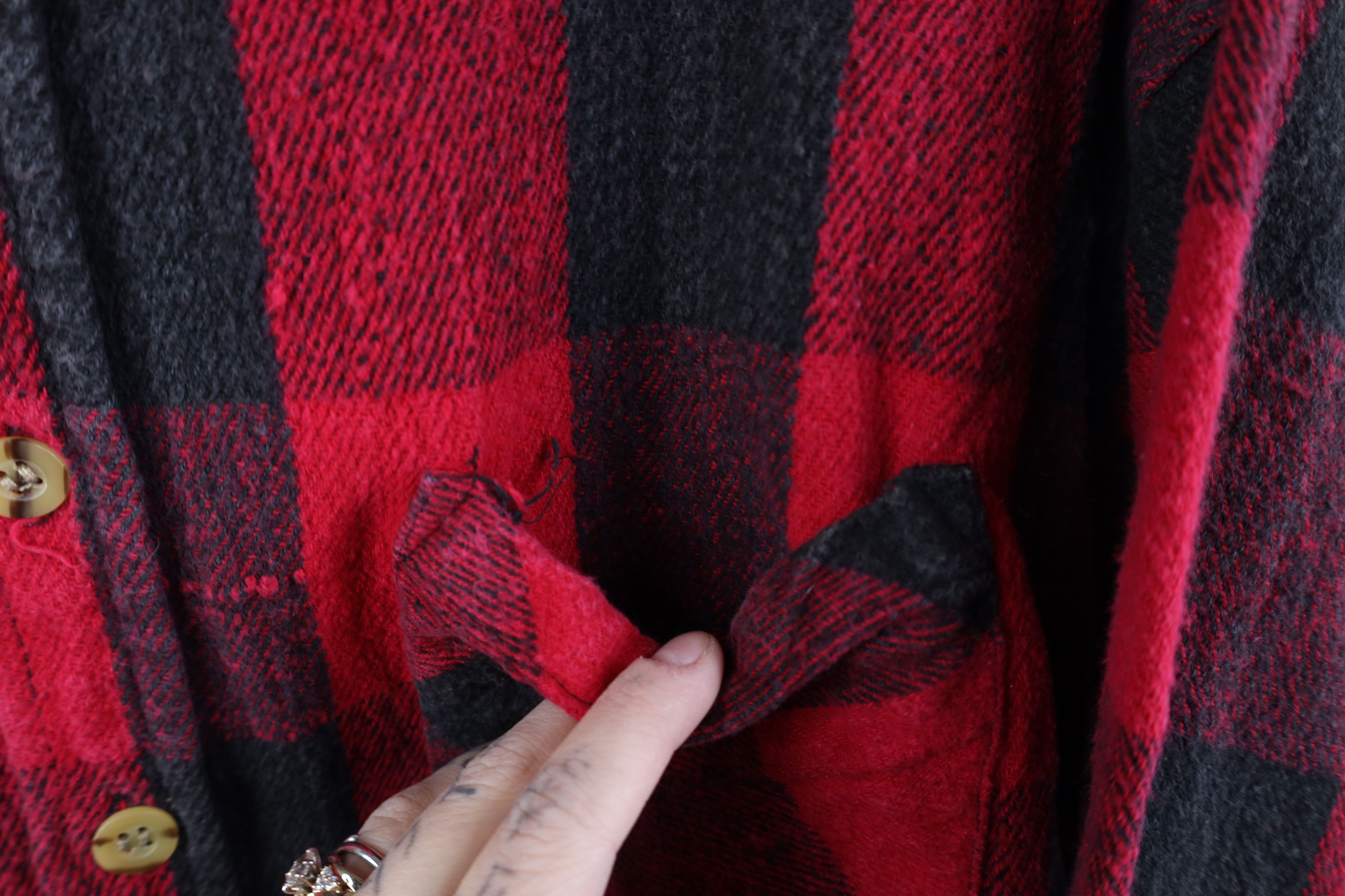 Vintage Vintage 90s Streetwear Heavyweight Button Shirt Plaid Size US XL / EU 56 / 4 - 5 Thumbnail