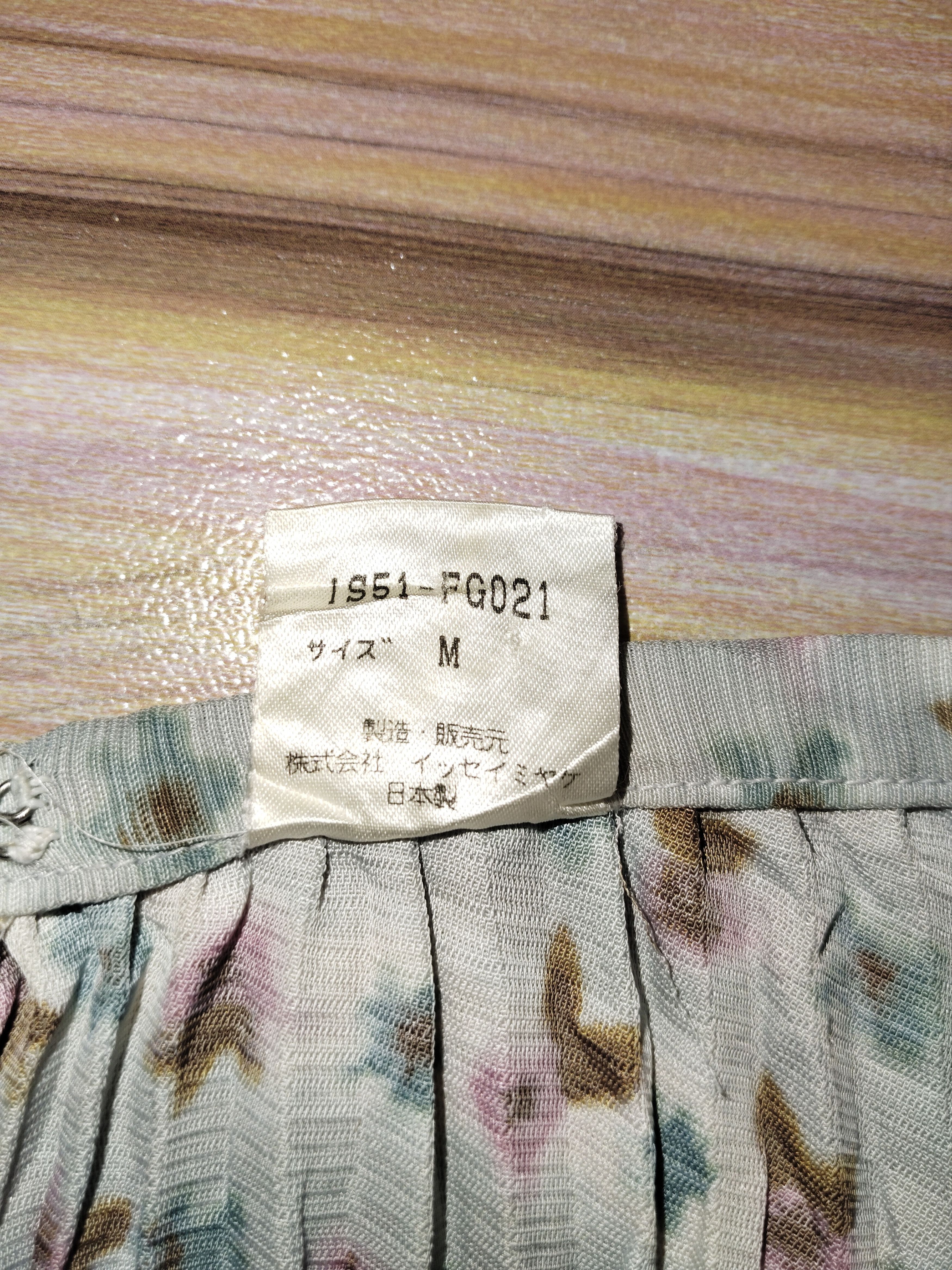 Sunao Kuwahara SUNAO KUWAHARA Floral Pleated Mini Skirt Size 25" / US 0 / IT 36 - 7 Thumbnail