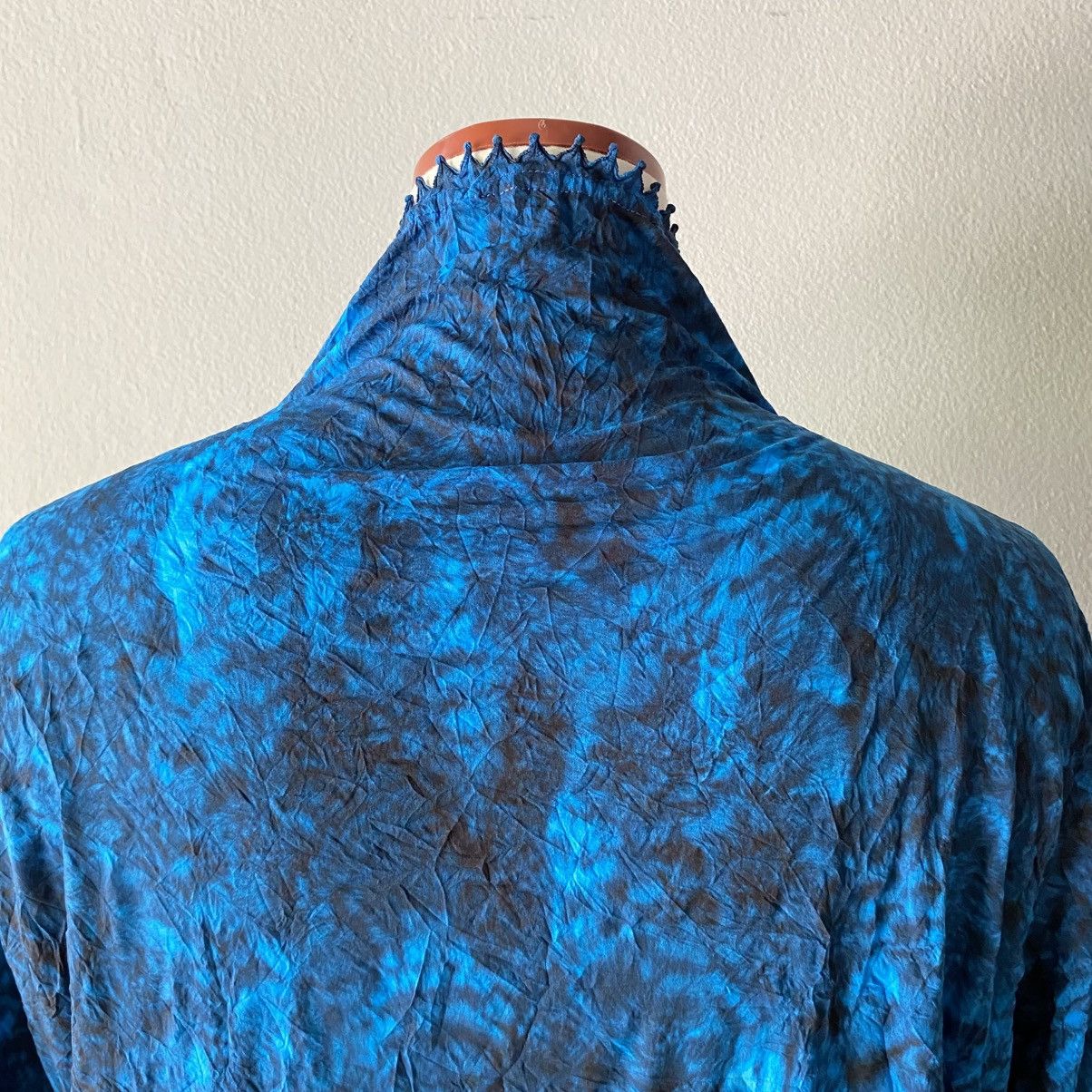 Issey Miyake Haat Blue Crinkle Textured Shirt/Ruffled High Neck Blouse Size XS / US 0-2 / IT 36-38 - 20 Thumbnail