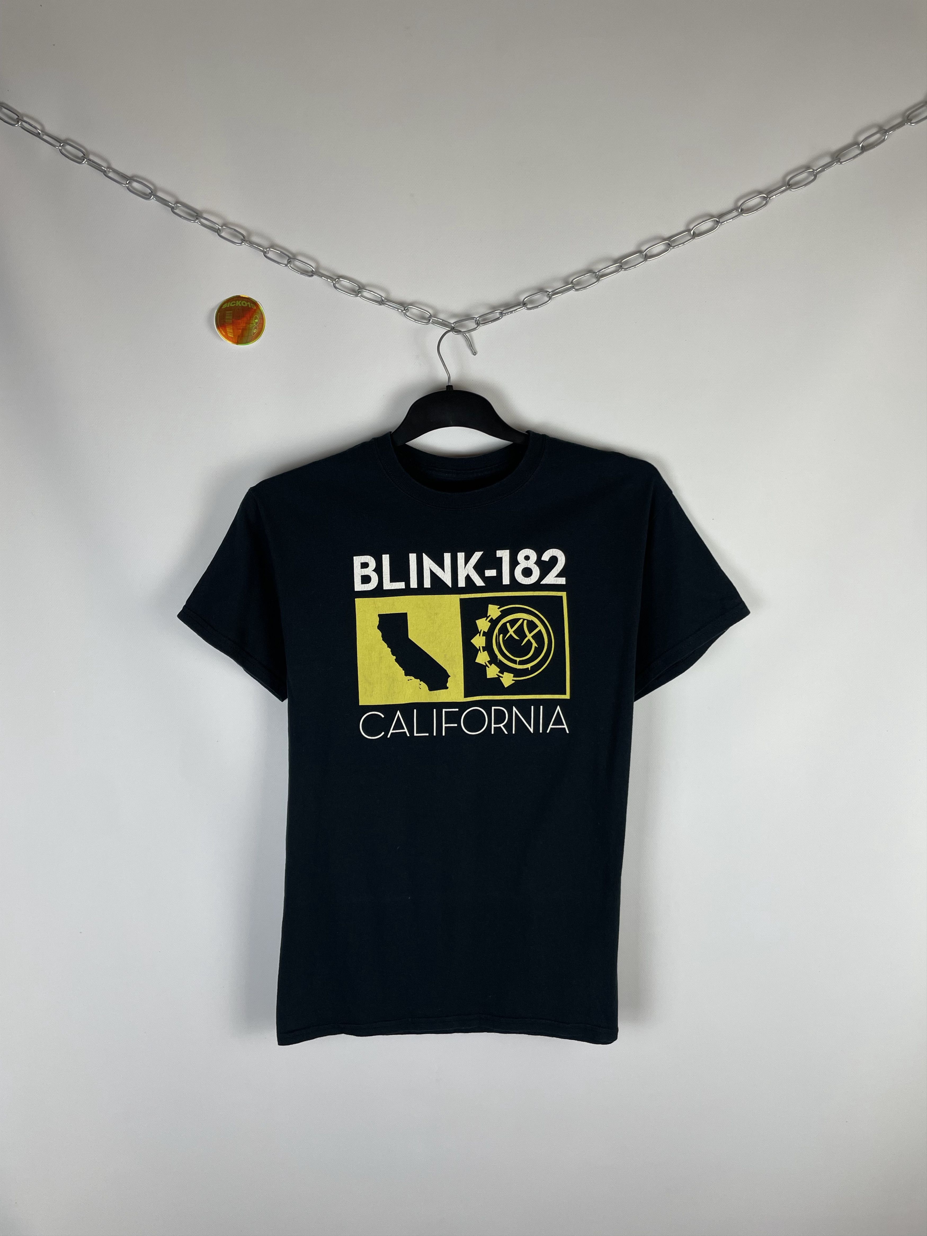 Band Tees × Vintage Vintage Y2K Blink 182 Tee Size US M / EU 48-50 / 2 - 1 Thumbnail