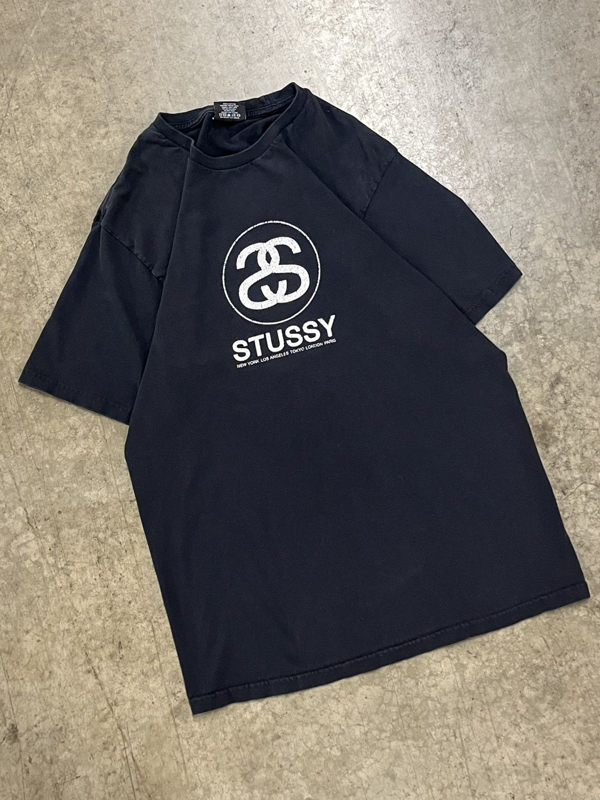 Stussy × Vintage Stussy essential black boxy fit tee shirt hype streetwear Size US M / EU 48-50 / 2 - 2 Thumbnail