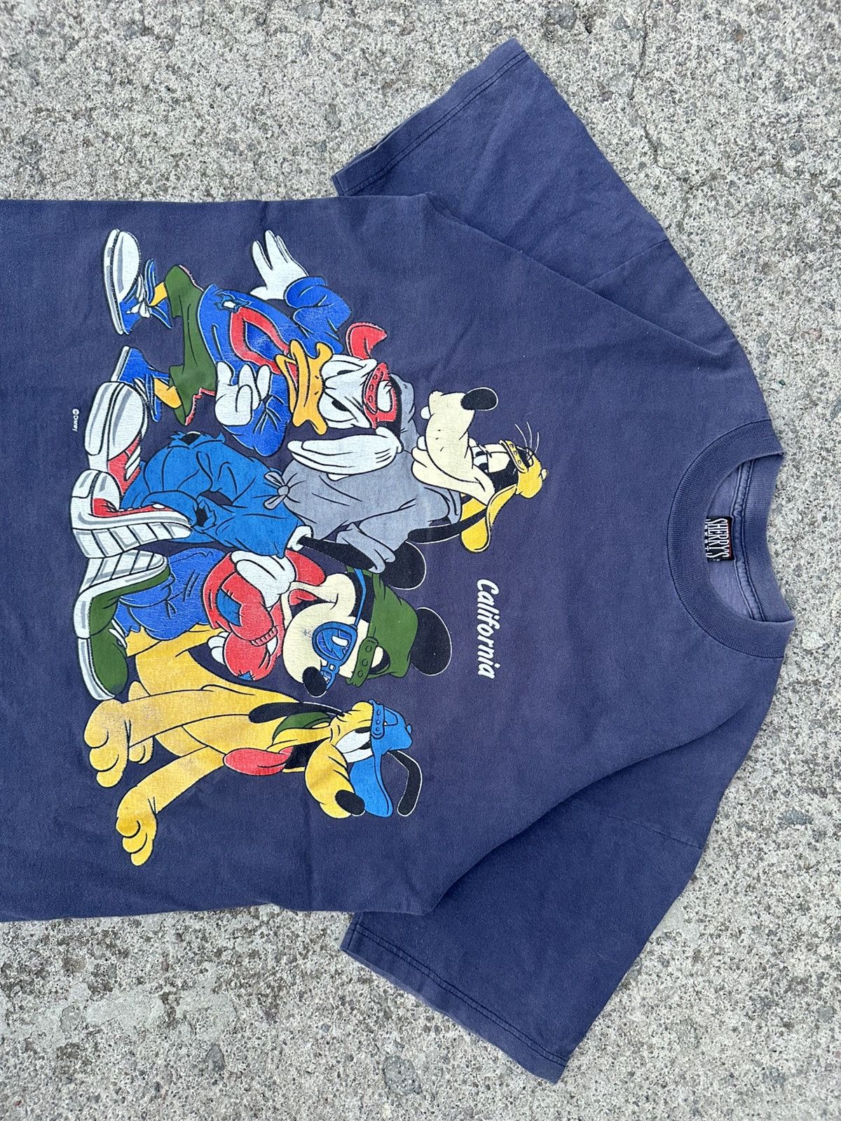 Disney Rare T-shirt Disney 90’s Mickey and Friends Size US L / EU 52-54 / 3 - 6 Thumbnail