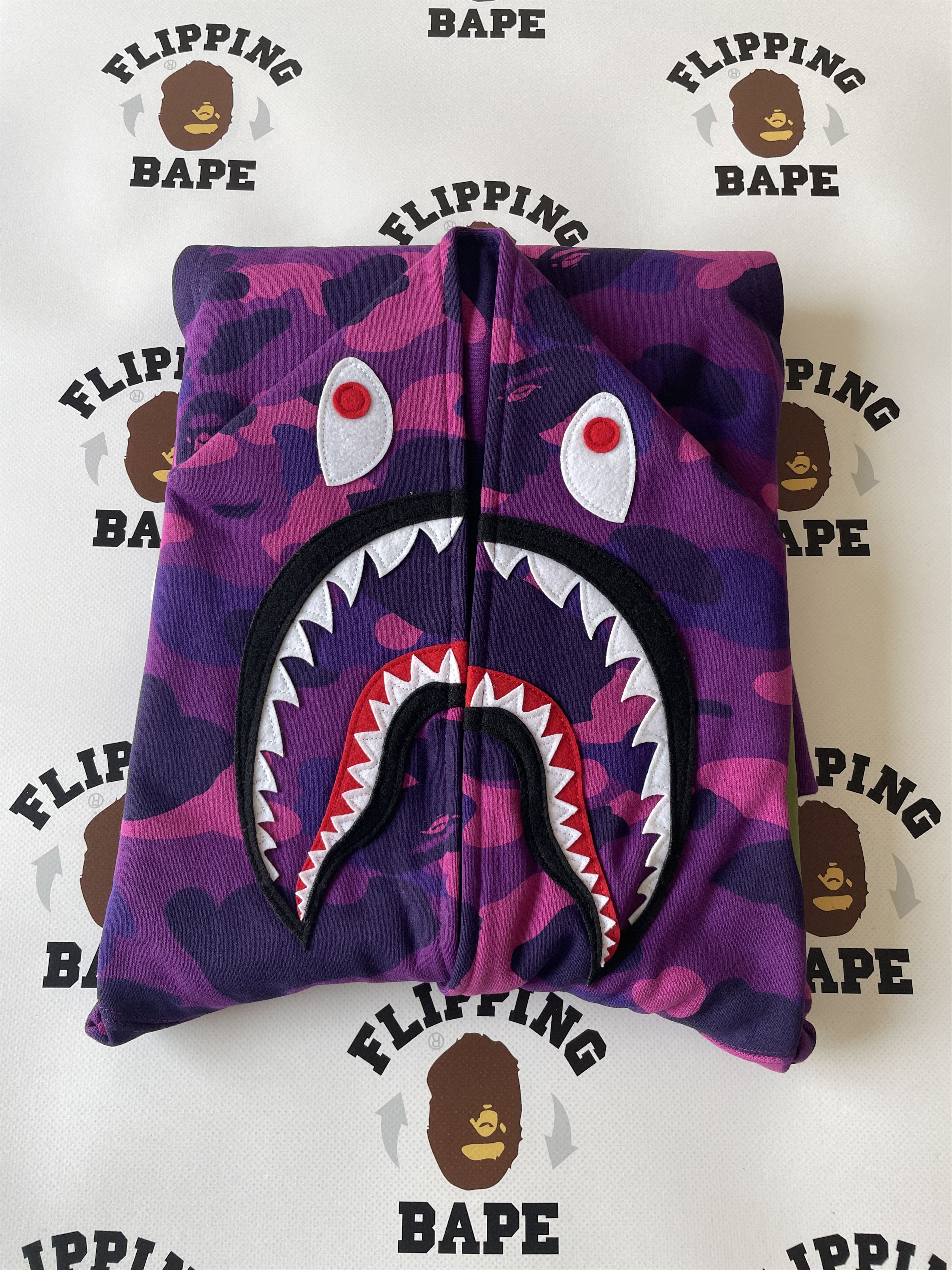 Bape BAPE COLOR CAMO SHARK PULLOVER HOODIE SS24 Size US XL / EU 56 / 4 - 3 Thumbnail