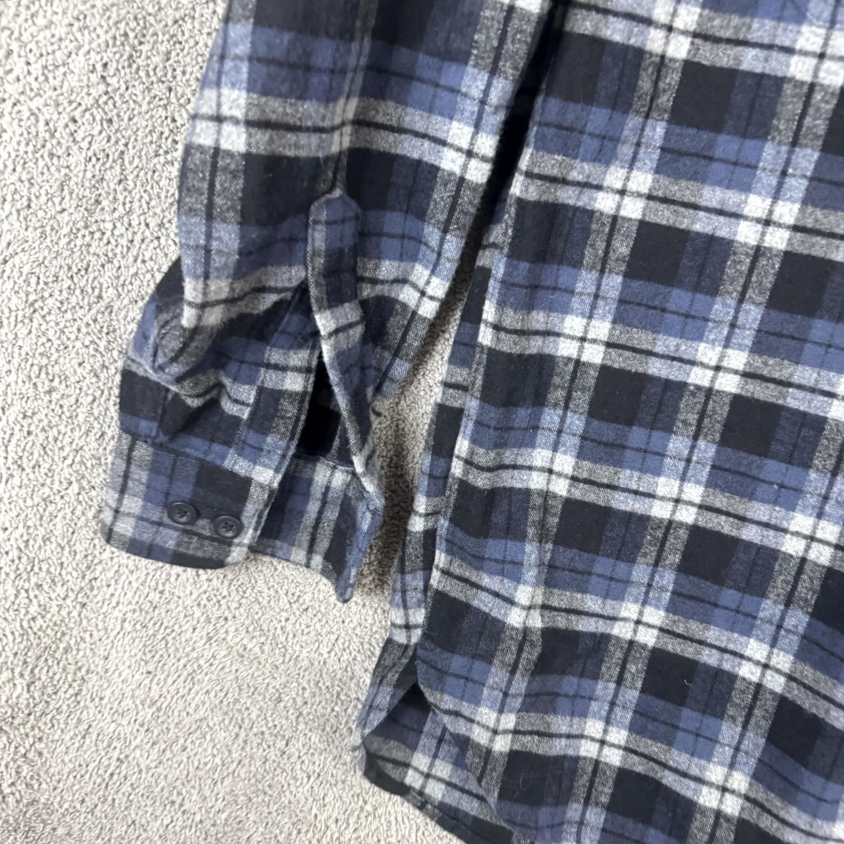 Vintage L.L. Bean Shirt Mens Small Blue Plaid Chamois Flannel Button Front Long Sleeve Size US S / EU 44-46 / 1 - 2 Thumbnail