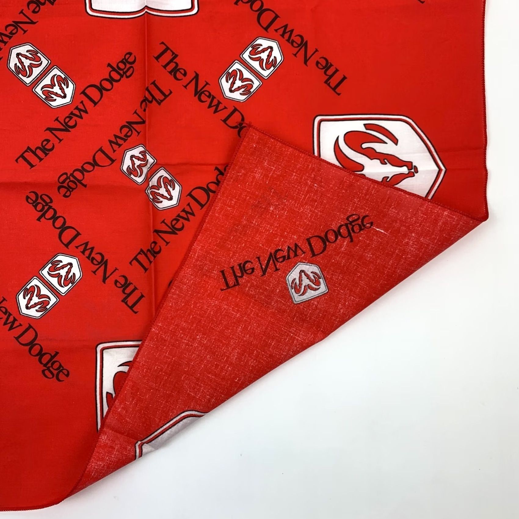 Vintage Vintage Red White Bandana - 21" x 21" Scarf Size ONE SIZE - 4 Thumbnail