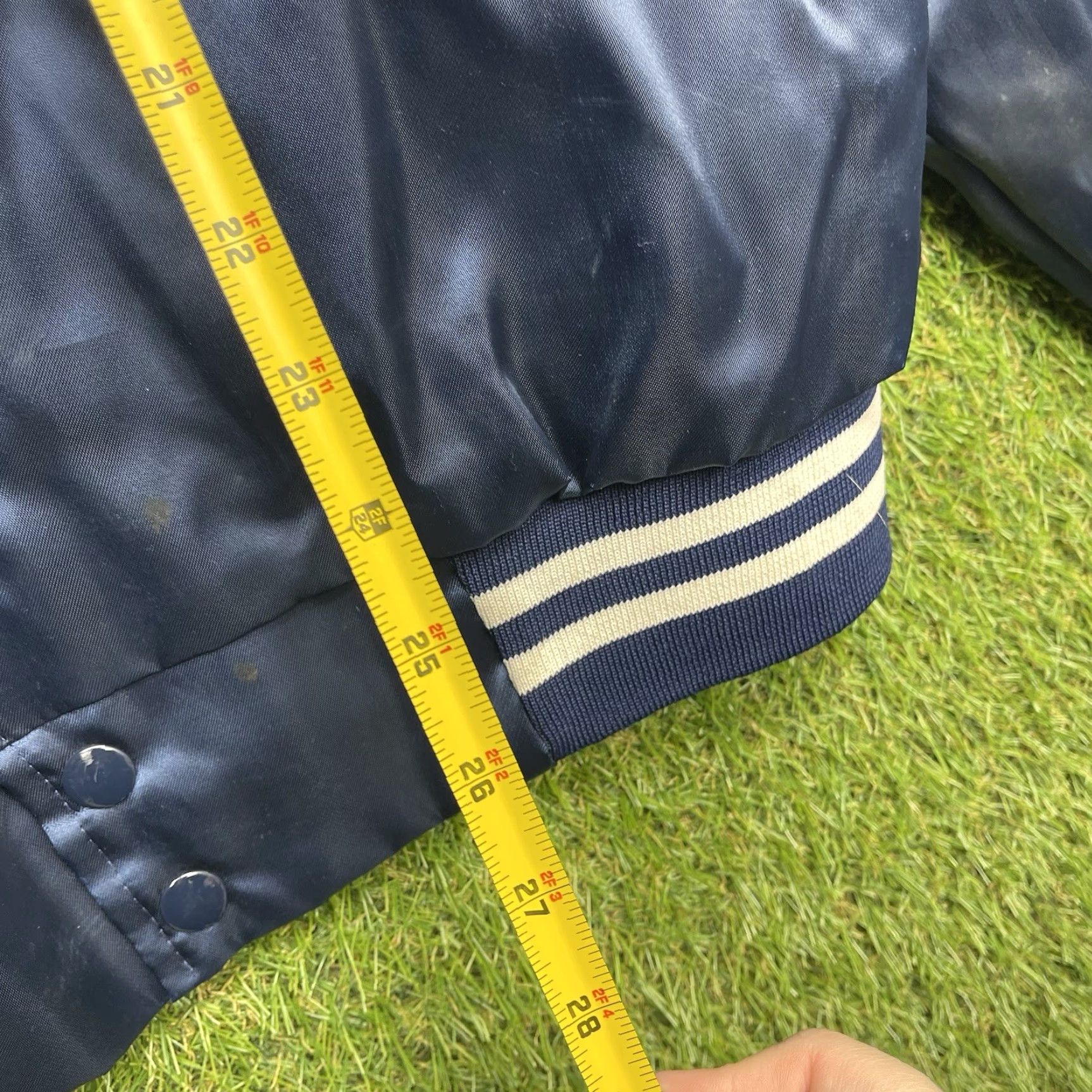 Vintage Vintage Wear Guard Jacket Mens Large Blue Satin 90s Varsity Full Zip USA Made Time period: Winter Fall Spring? Size US L / EU 52-54 / 3 - 6 Thumbnail