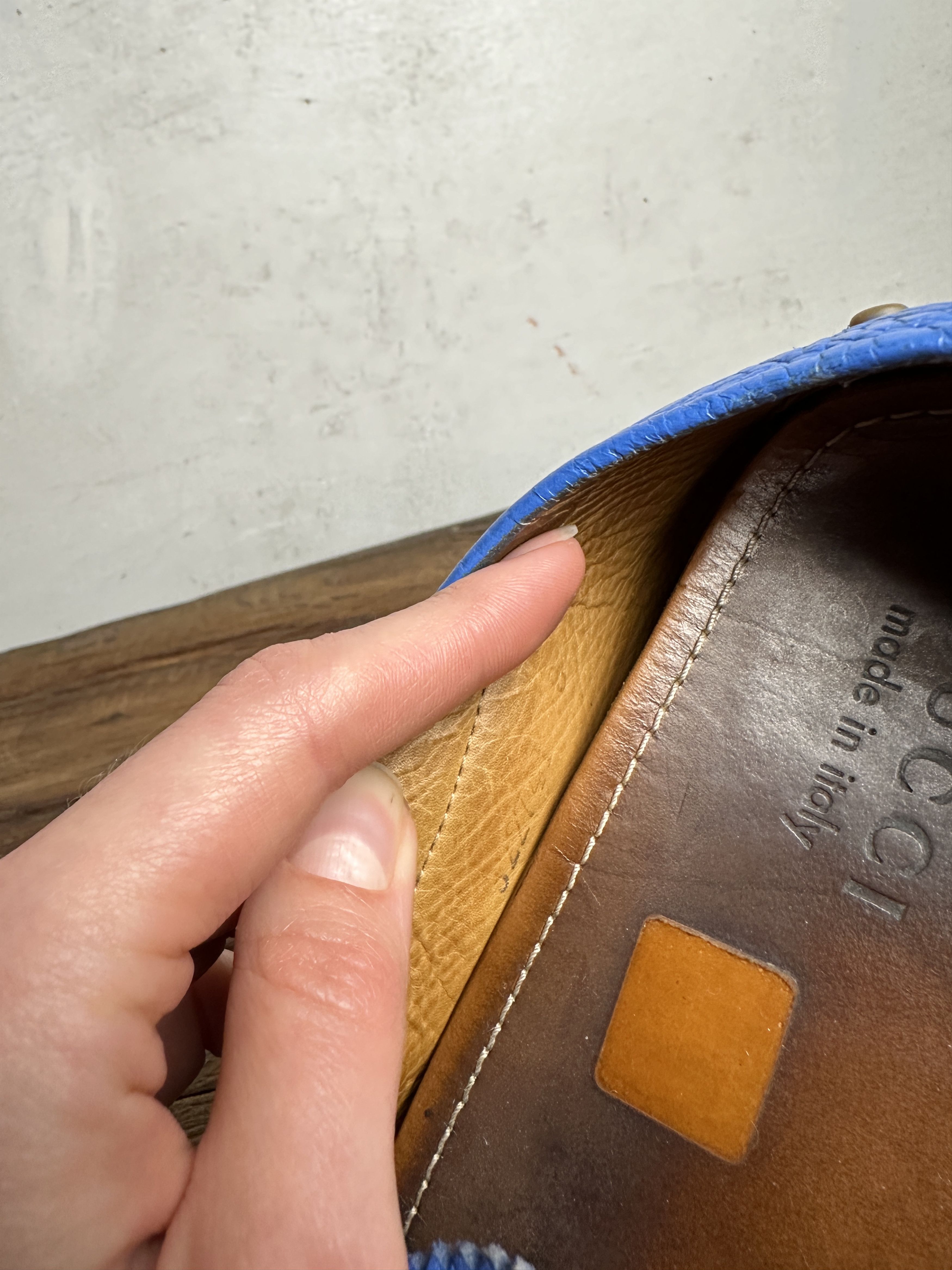 Gucci GUCCI BLUE LEATHER MOCCASINS Size US 9 / EU 42 - 13 Thumbnail