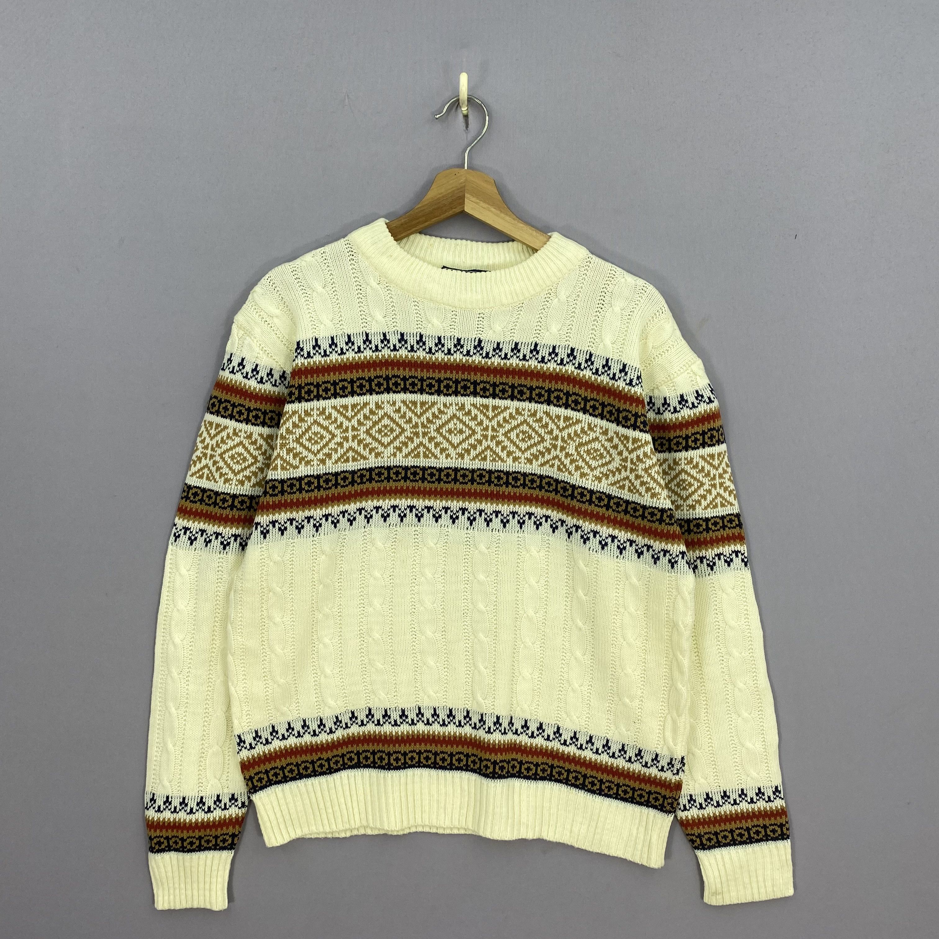 Vintage Vintage 90s Versity Fair Isle Cable Knit Pullover Sweater Size US M / EU 48-50 / 2 - 2 Thumbnail