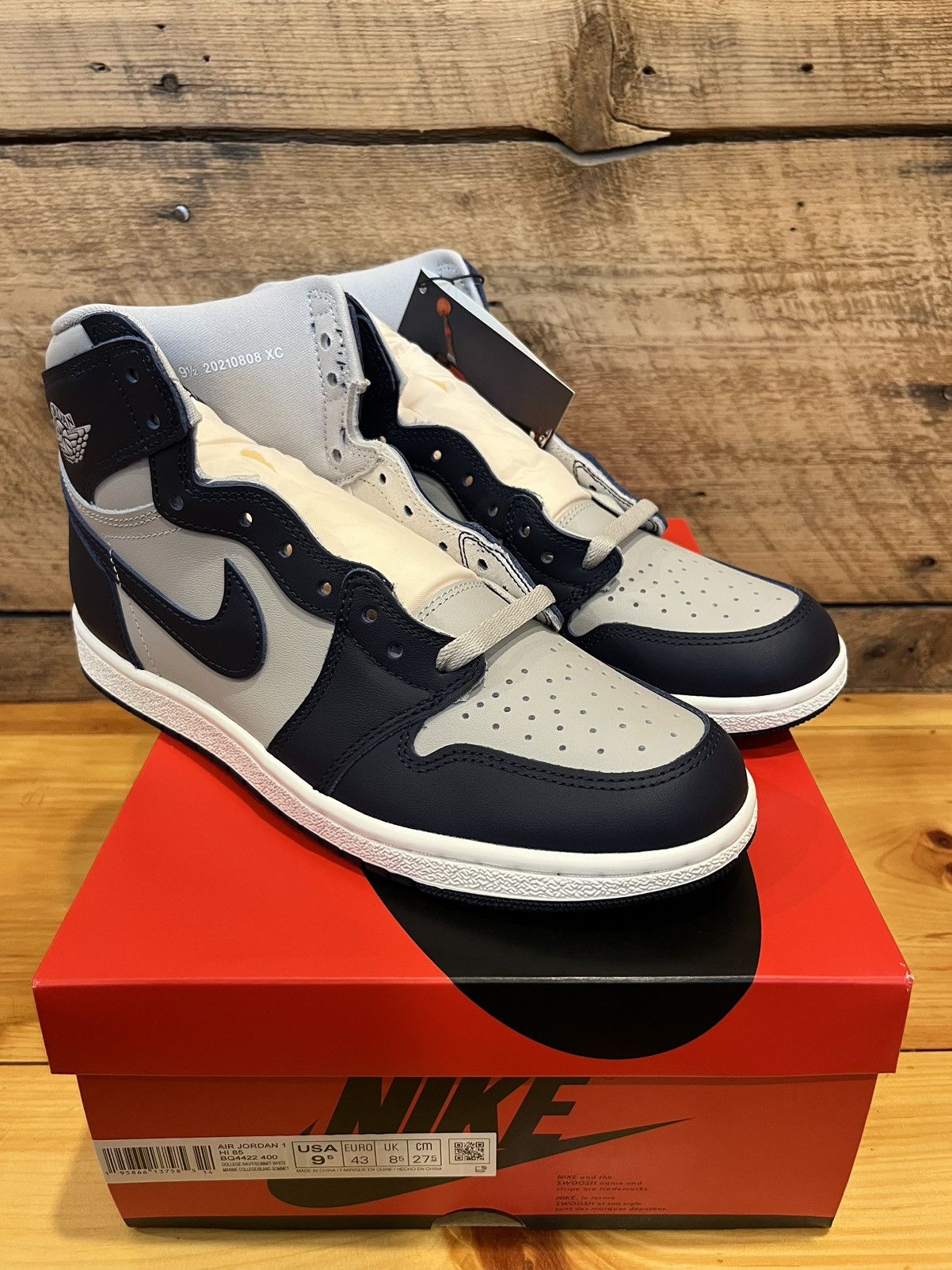Jordan Brand Nike Air Jordan 1 Retro High 85 Georgetown Navy BQ4422-400 Size US 9.5 / EU 42-43 - 9 Thumbnail