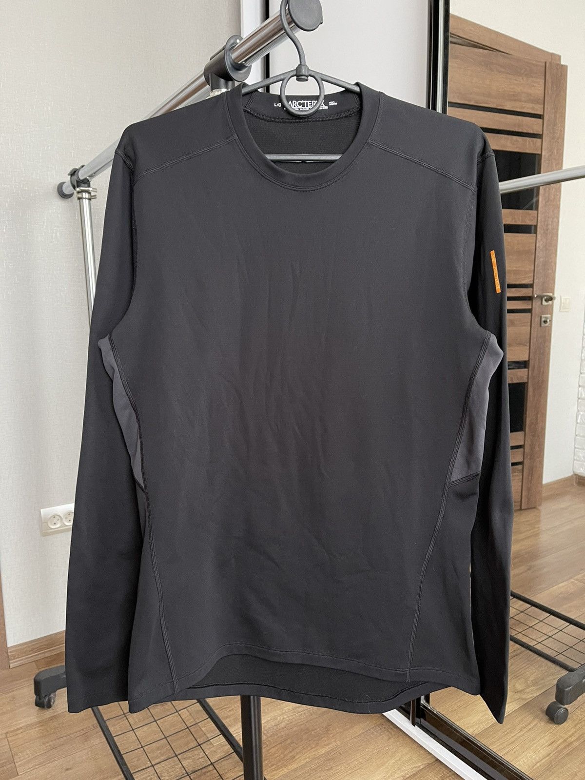 Arc'teryx Arcteryx Phase AR Long Sleeve T-Shirt Tee Size US L / EU 52-54 / 3 - 2 Thumbnail