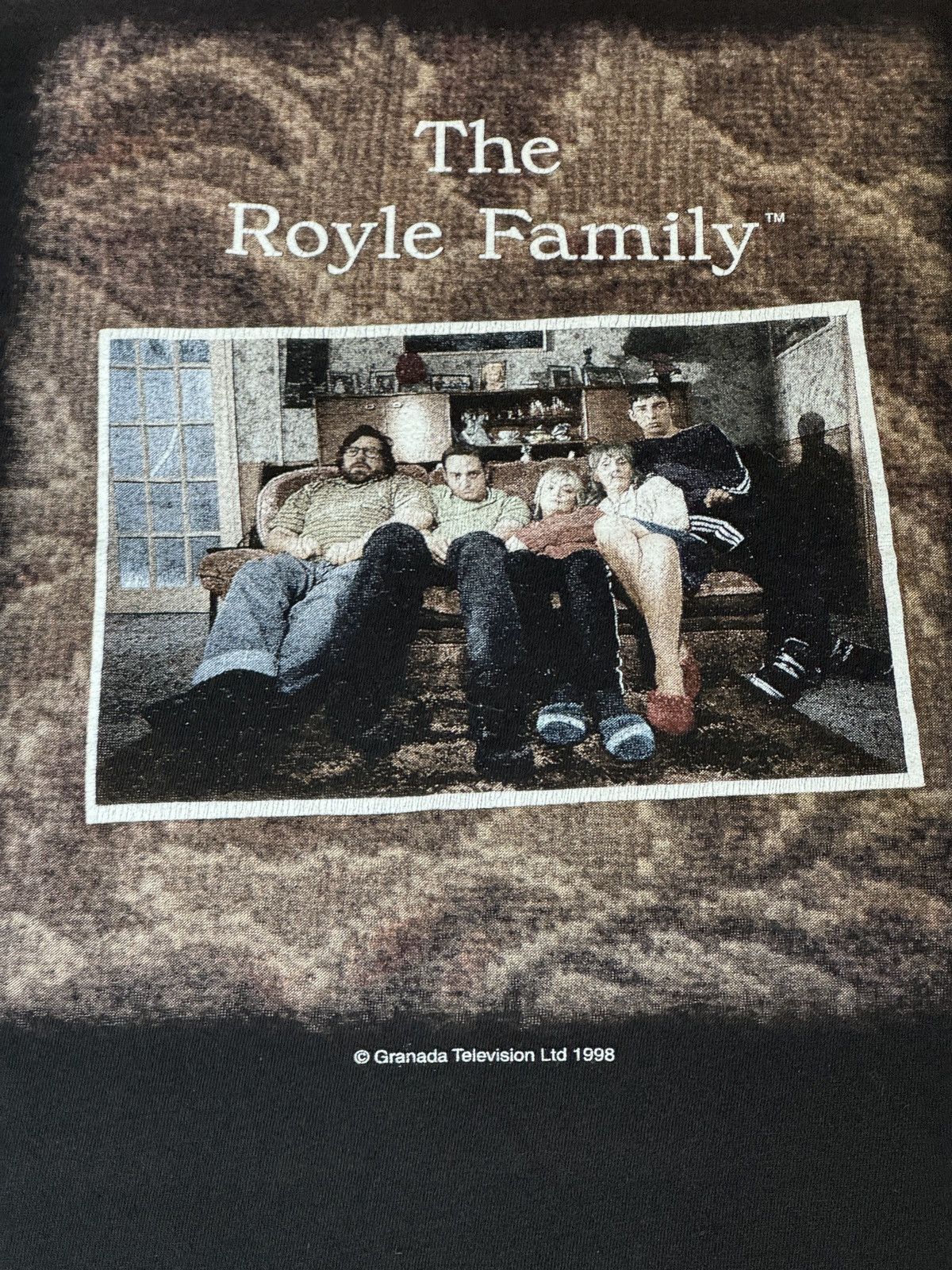 Vintage Vintage 90s The Royle Family Grenada Tv Promo T Shirt Size US L / EU 52-54 / 3 - 3 Thumbnail