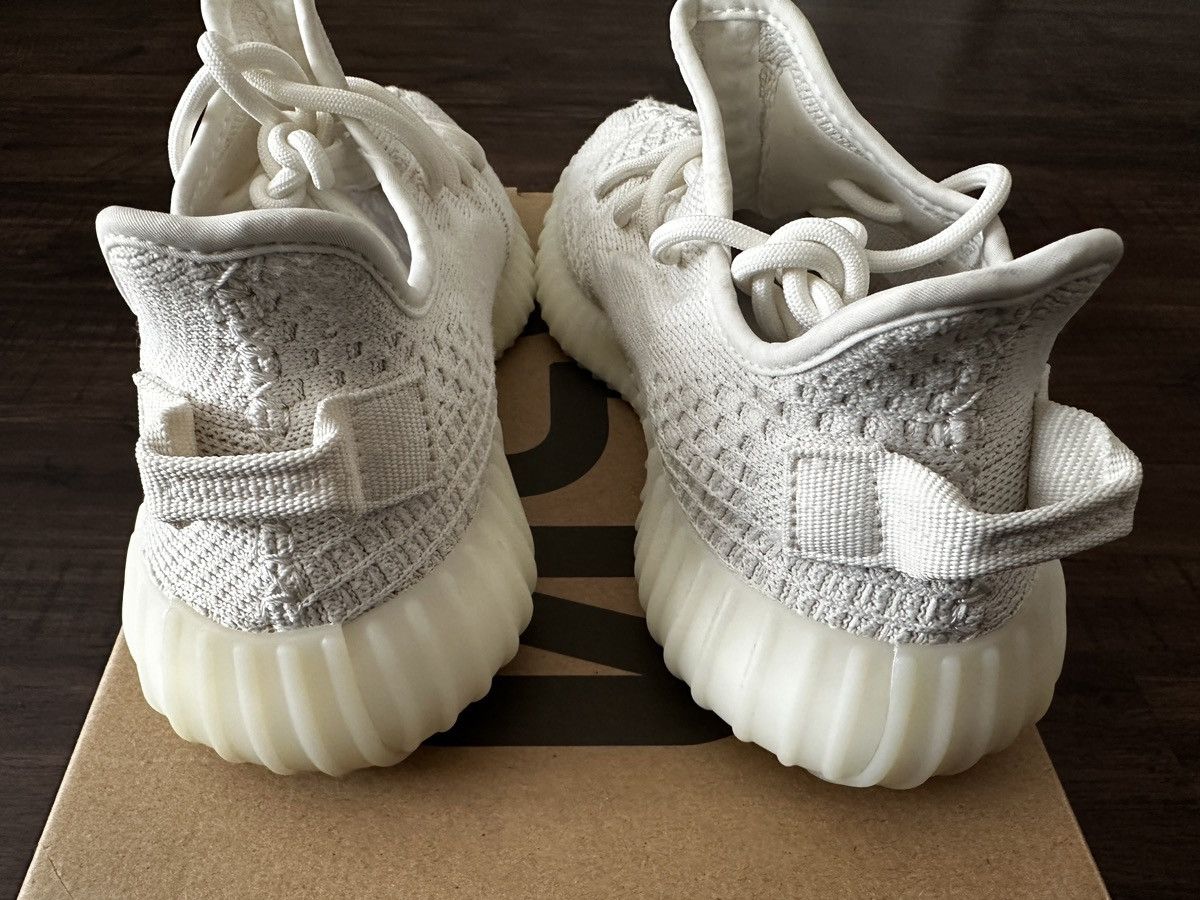 Adidas Yeezy Boost 350 V2 BONE Size US 7.5 / EU 40-41 - 2 Thumbnail