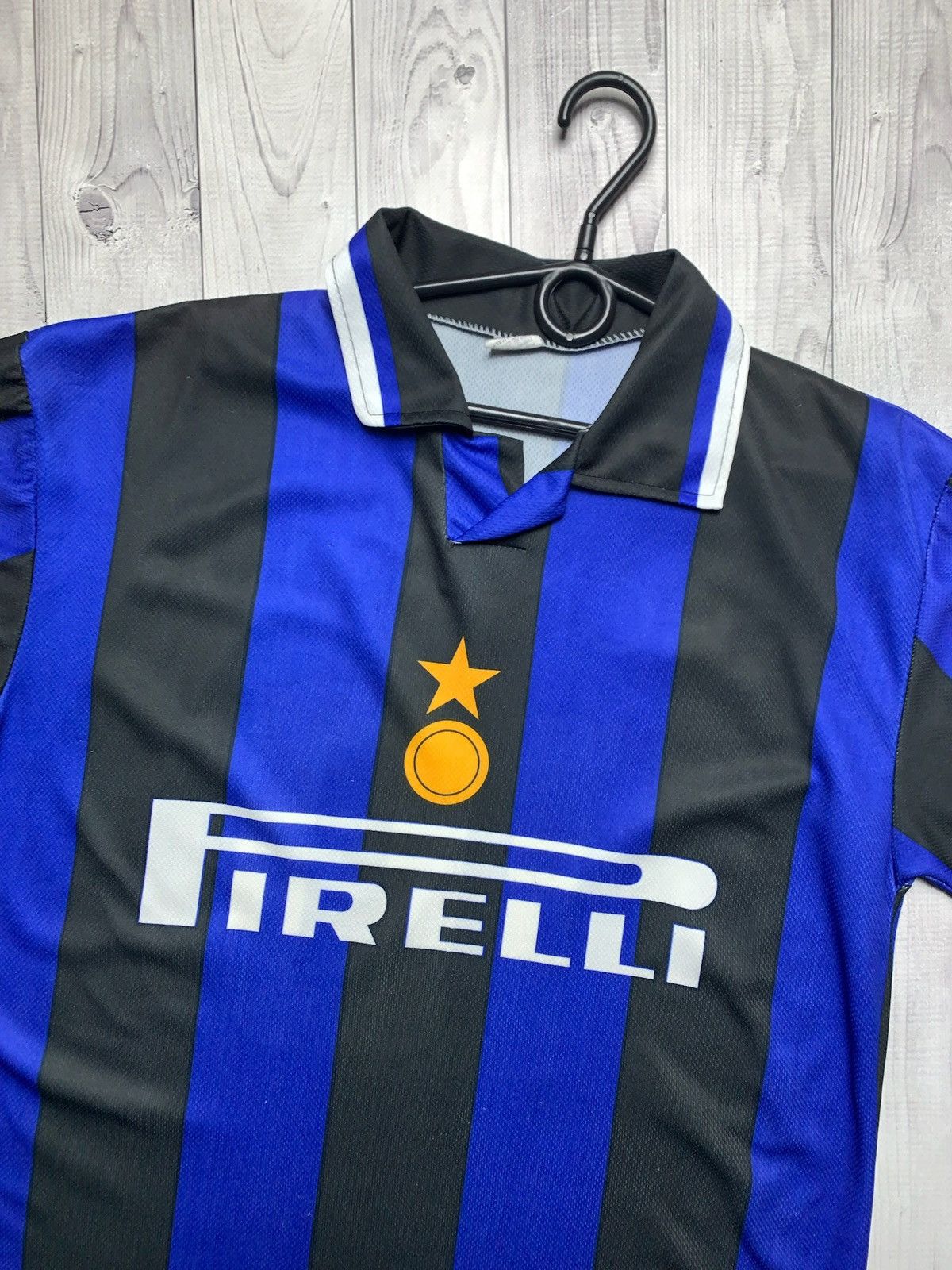 Vintage Vintage inter soccer tee logo rare Ronaldo size XL Size US M / EU 48-50 / 2 - 3 Thumbnail