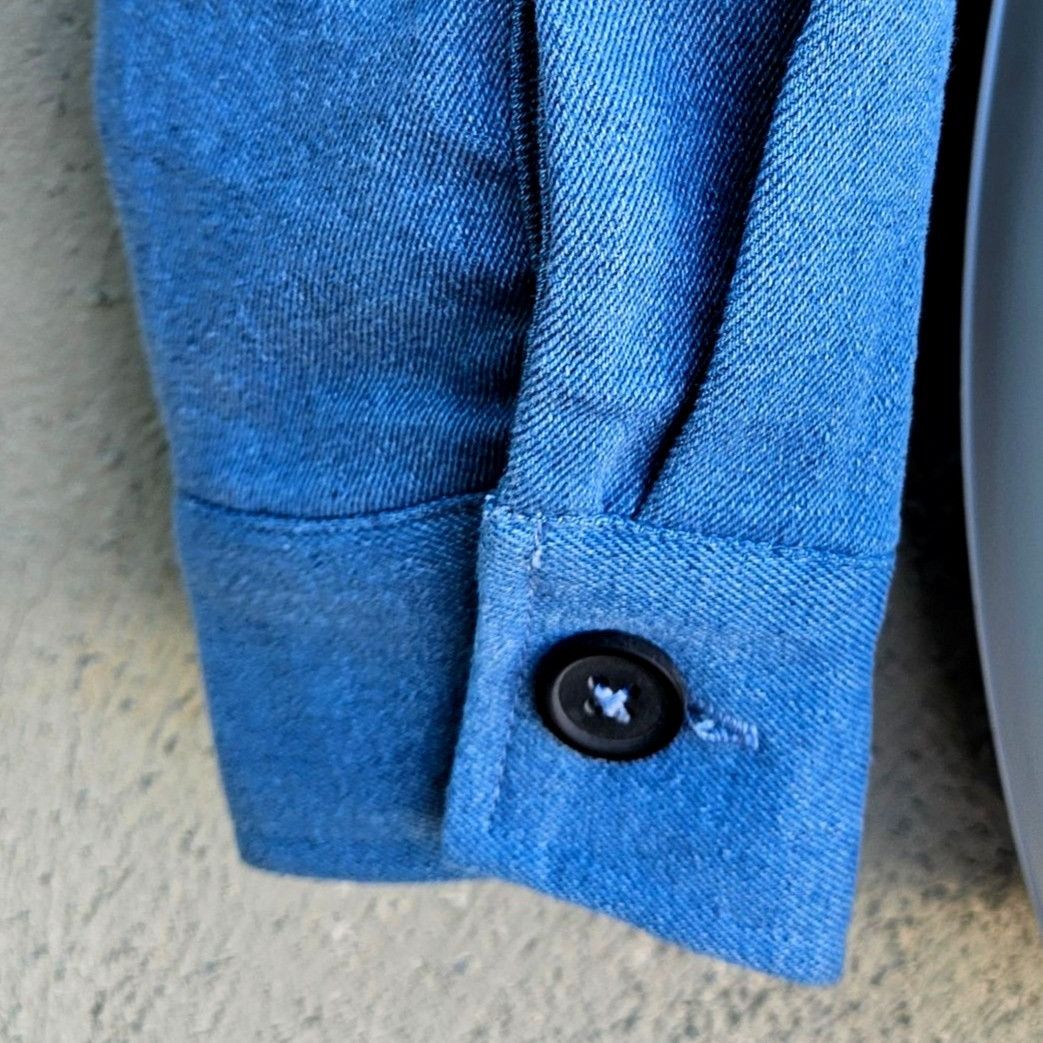 Other Oops Blue Cropped Denim Jacket Sculptural Gold Buttons Size Size S / US 4 / IT 40 - 14 Thumbnail
