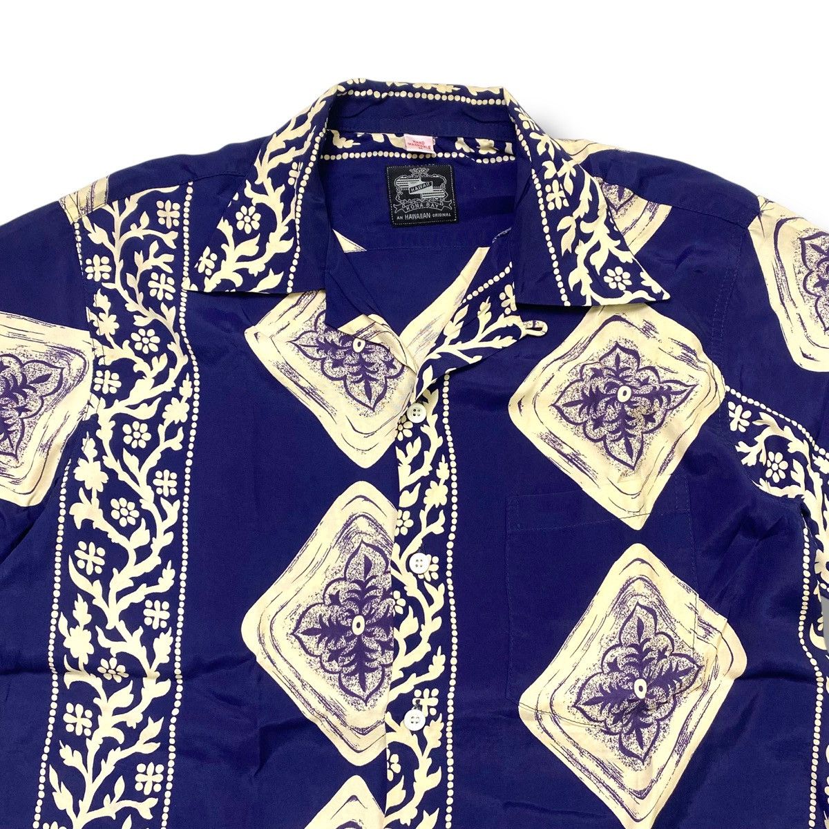 Designer hawaiian konabay loop collar shirt Size US M / EU 48-50 / 2 - 4 Thumbnail