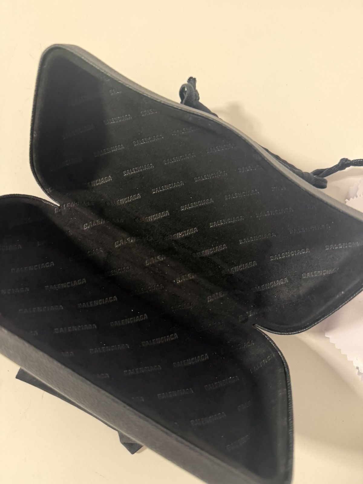 Balenciaga Balenciaga Sunglasses luxury designer Size ONE SIZE - 12 Thumbnail