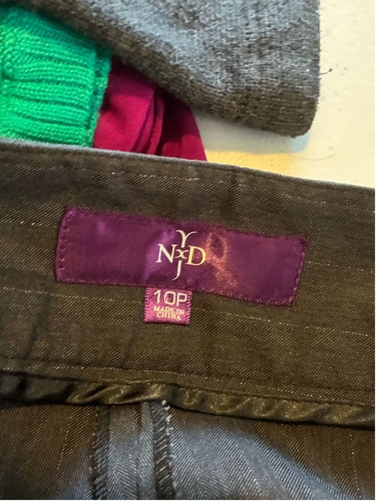 Other Not Your Daughter's Jeans Grey Pinstripe Dresspants Size 32" / US 10 / IT 46 - 6 Thumbnail