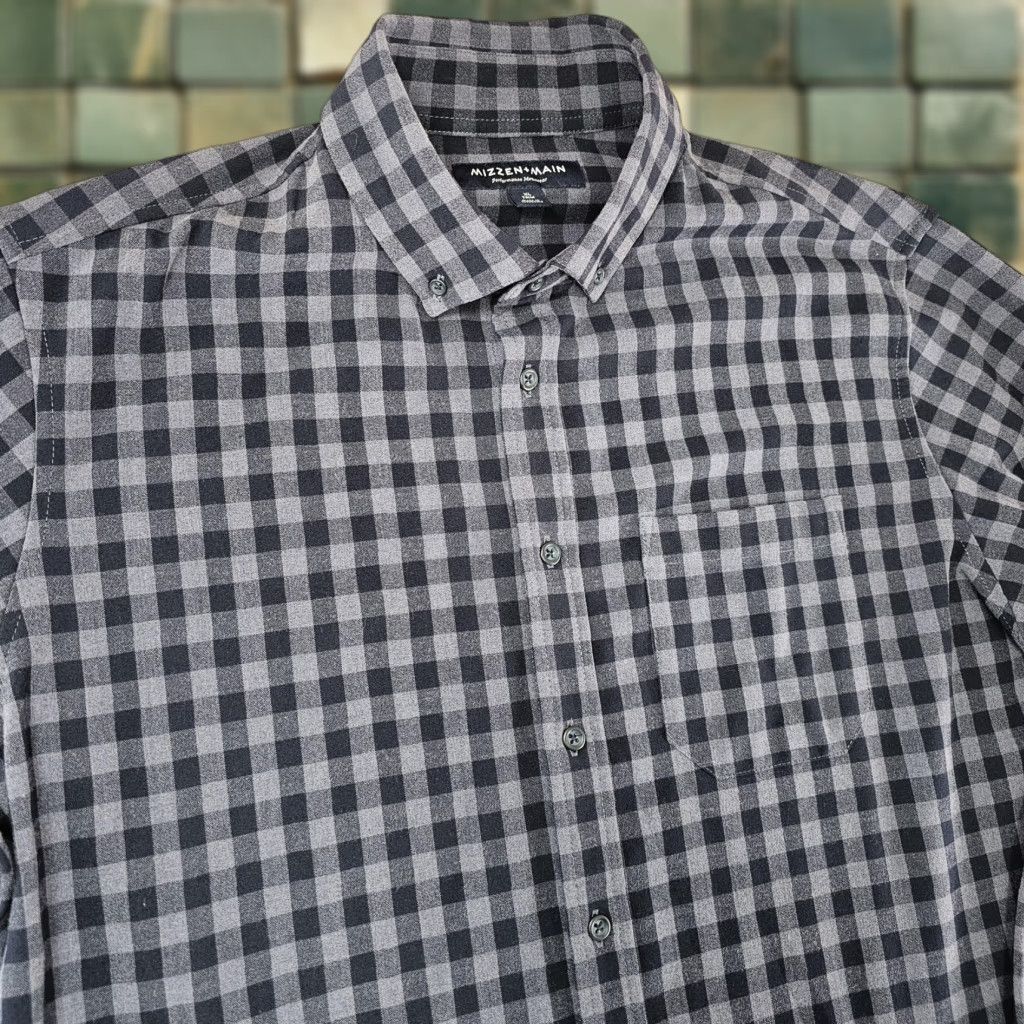 Mizzen+Main Mizzen+Main Shirt Mens XL Gray Blue Gingham Button Down Trim Fit Performance Shirt Size US XL / EU 56 / 4 - 1 Thumbnail