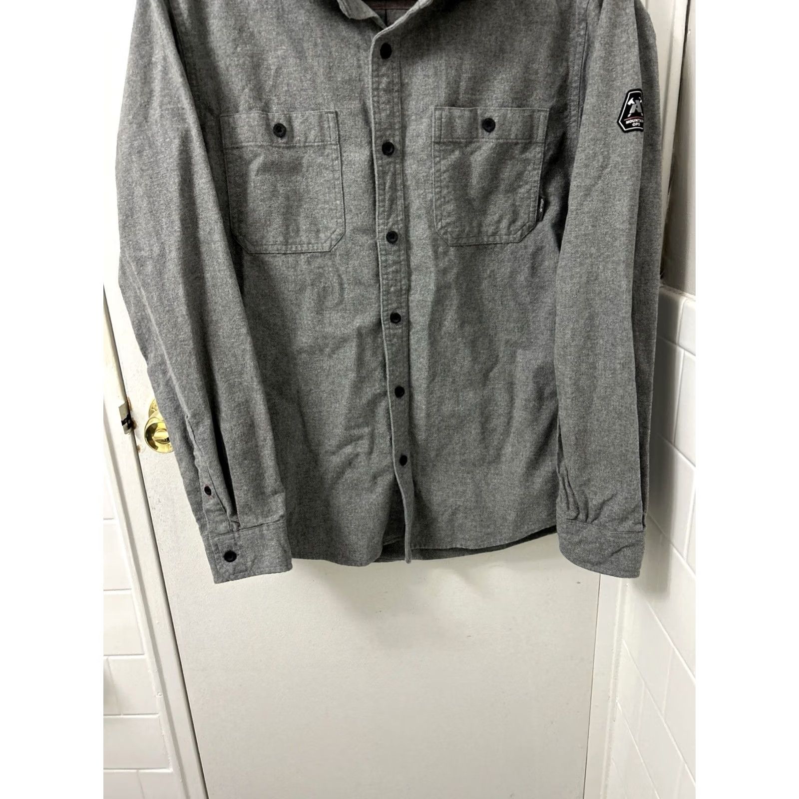 Eddie Bauer Eddie Bauer Mountain Ops Flannel Shirt Mens Medium Gray Classic Fit Button Down Size US M / EU 48-50 / 2 - 3 Thumbnail