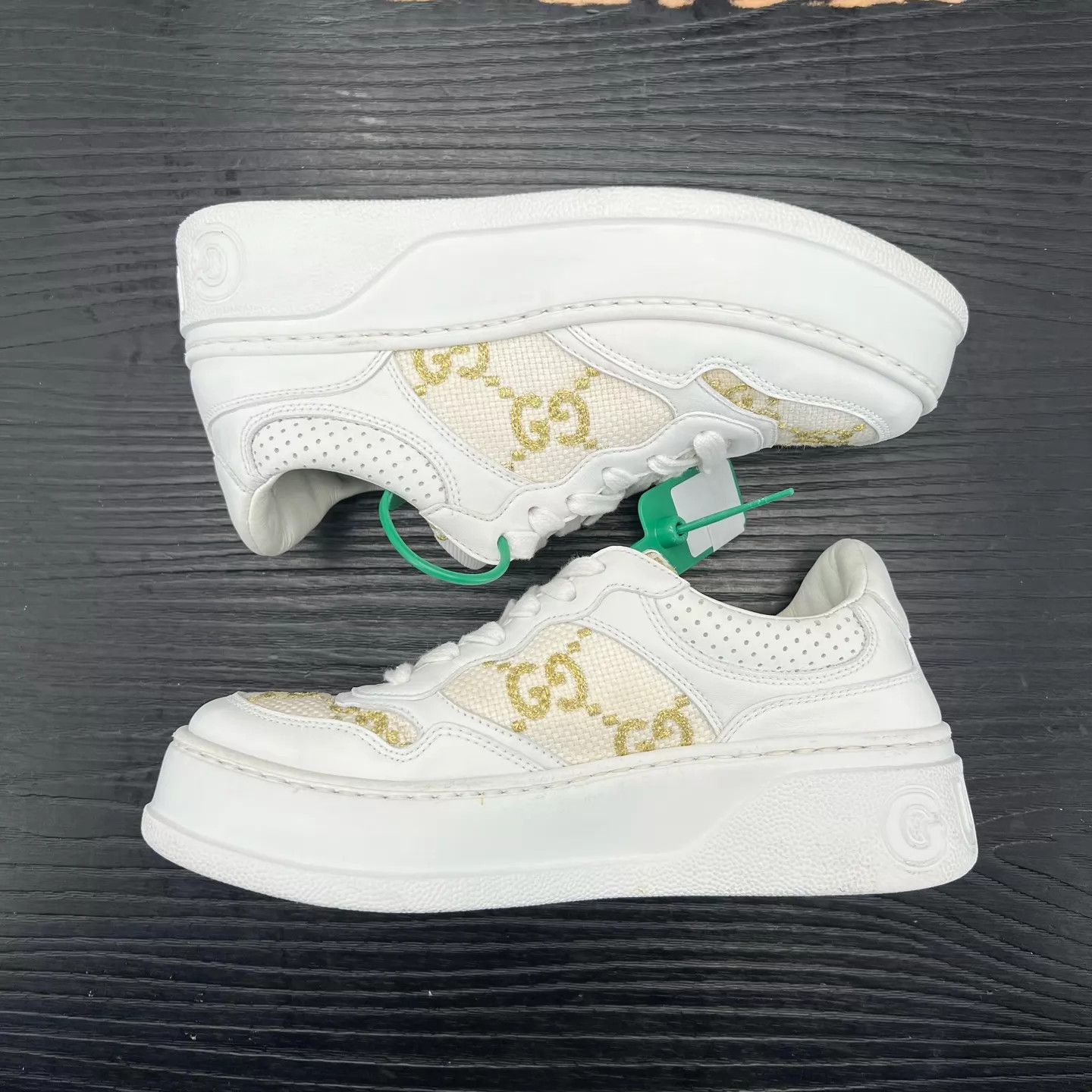 Gucci Gucci Biscuit Shoes White Gold 36.5 Size US 6 / IT 36 - 2 Thumbnail