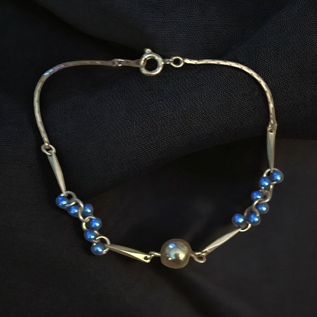 Vintage Vintage gold tone blue cluster bead chain bracelet Size ONE SIZE - 1 Thumbnail