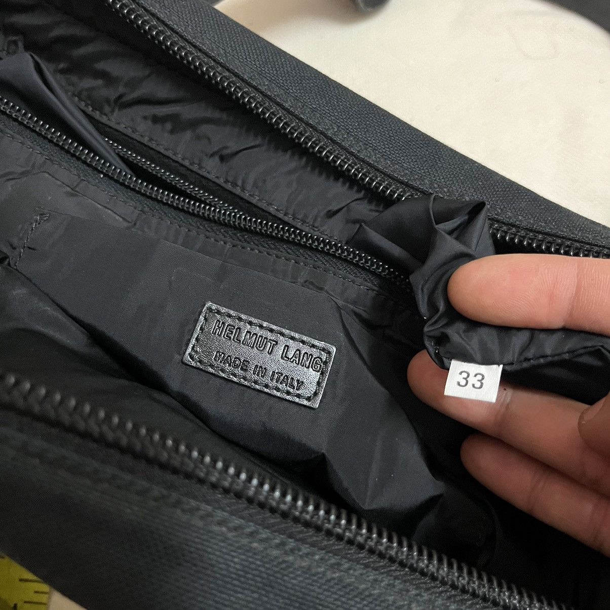 Helmut Lang × Japanese Brand × Vintage Authentic Helmut Lang Leather Shoulder Bag Size ONE SIZE - 7 Thumbnail
