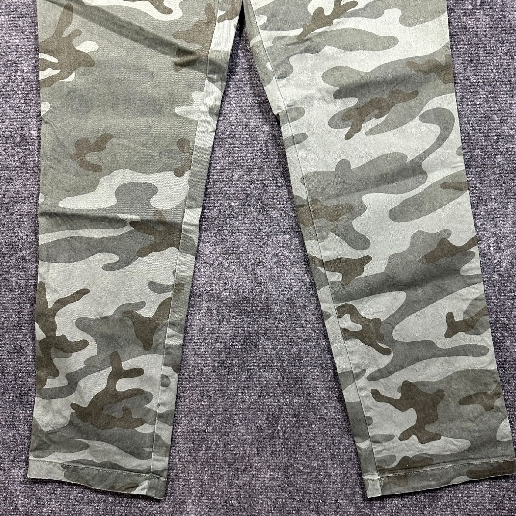 Gap Gap Pants Womens Size 2 Girlfriend Chino Green Camouflage Cotton Stretch Straight Leg Size 26" / US 2 / IT 38 - 2 Thumbnail
