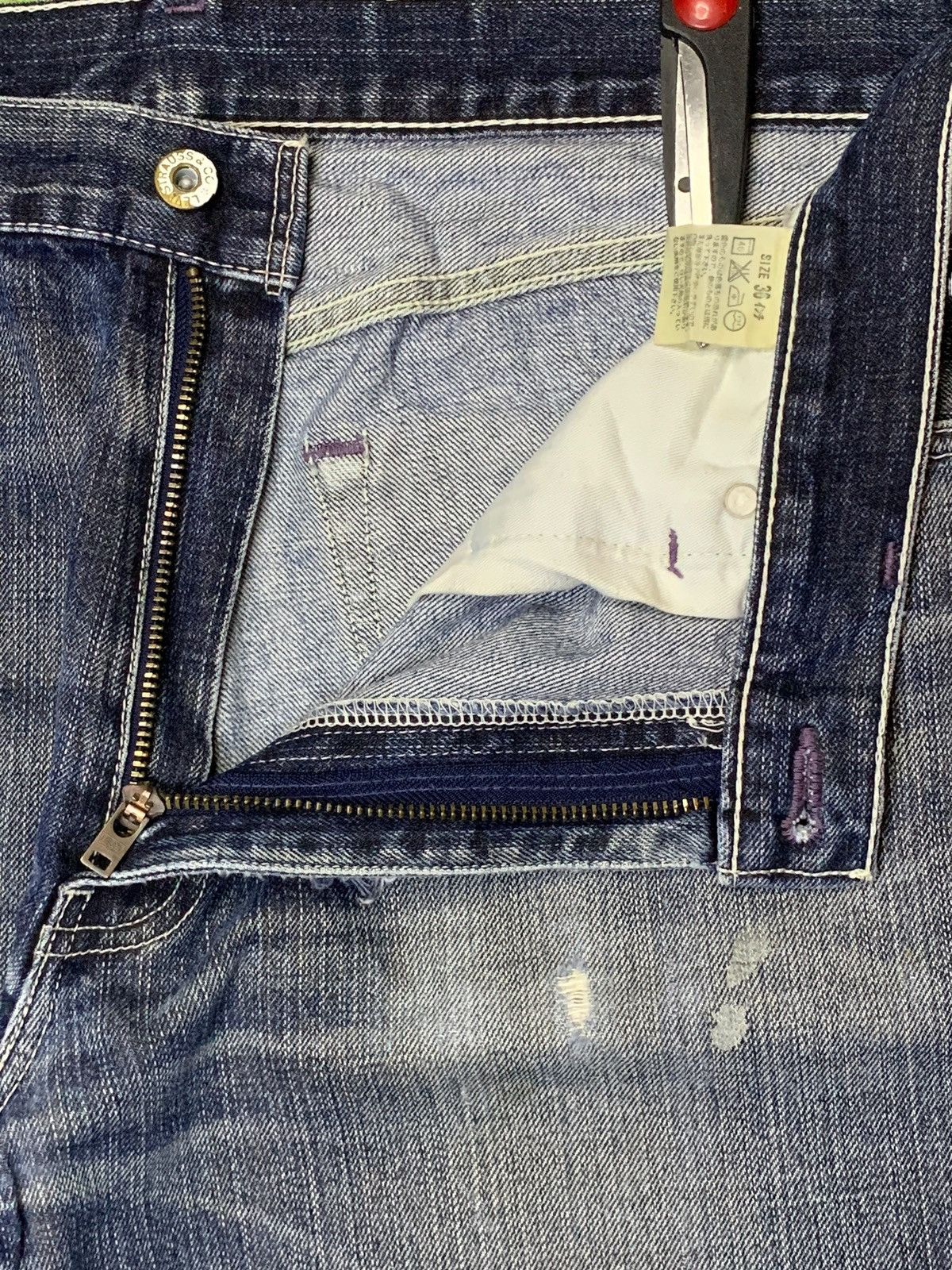 Levi's Vintage 90s Levis 502 Faded Wash Distressed Baggy Jeans Size US 34 / EU 50 - 9 Thumbnail