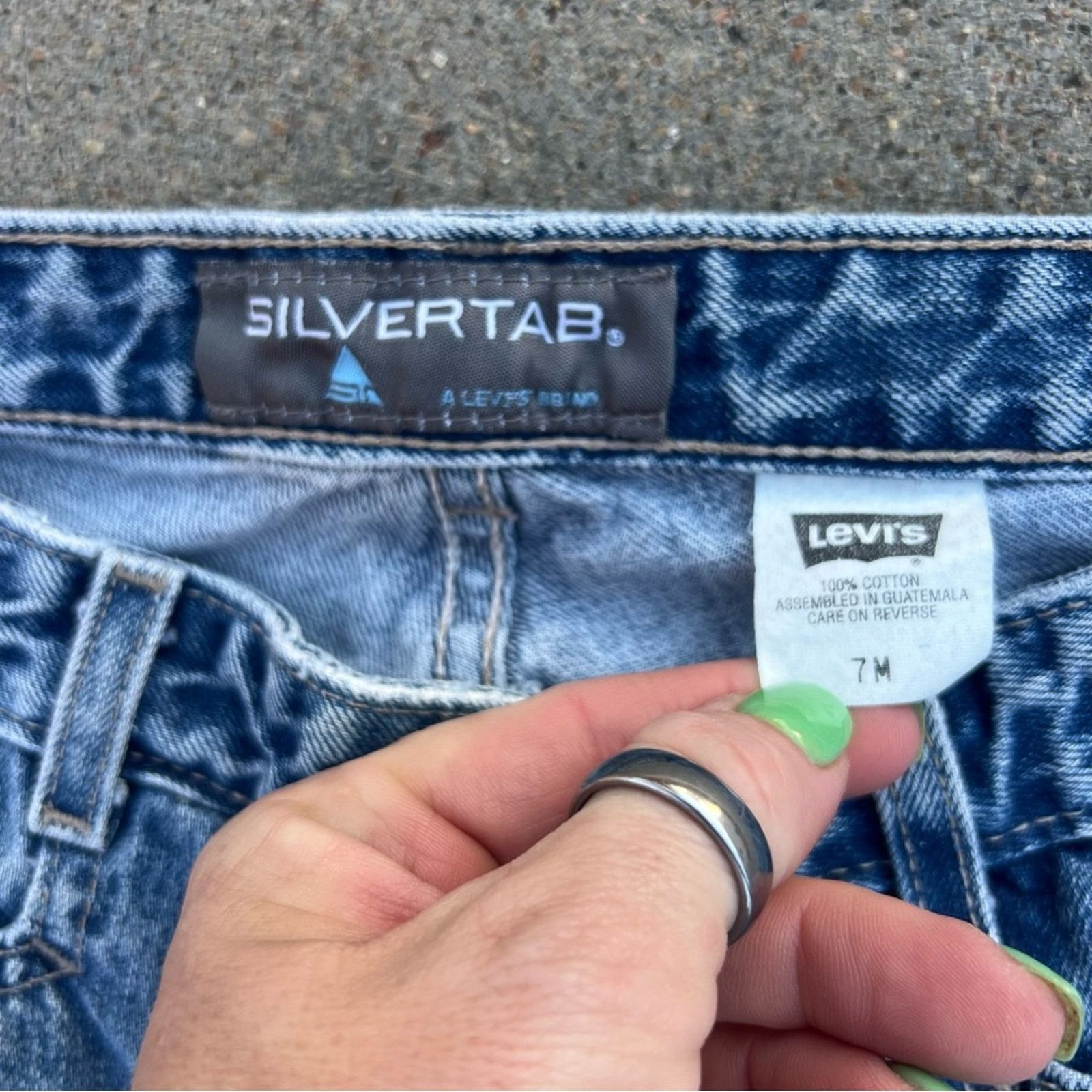 Vintage Y2K Levi’s Silvertab Low Dip flare jeans Women’s 7M