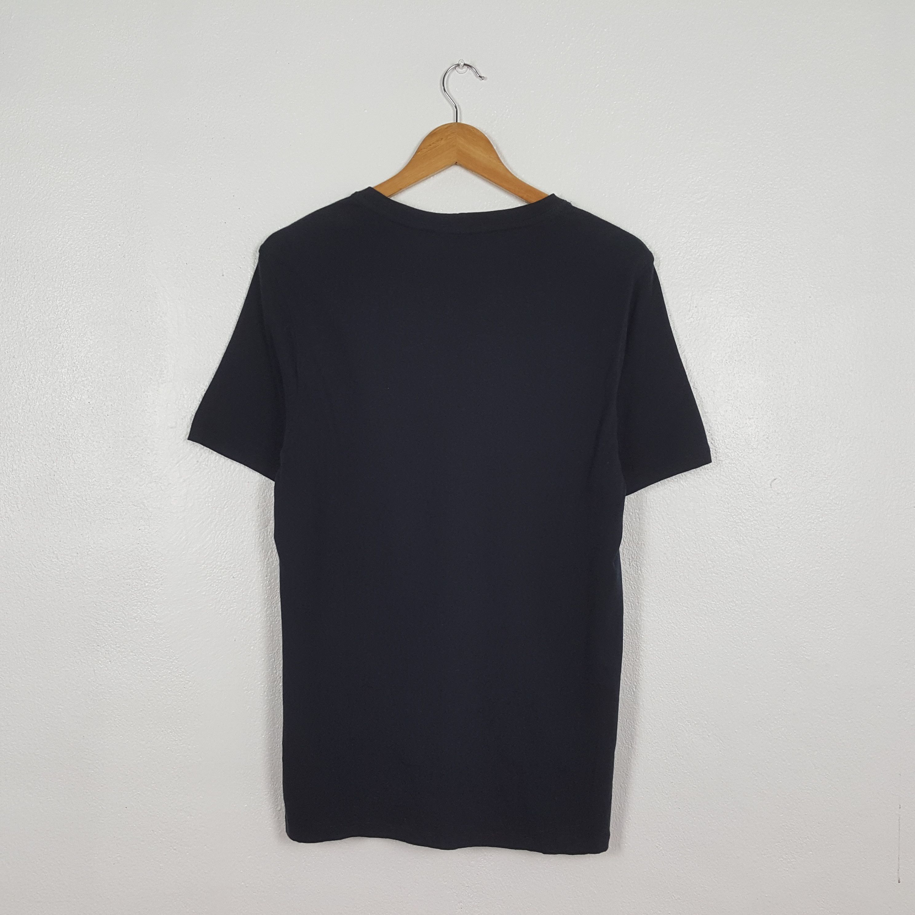 Burberry Vintage Burberry Fashion Brands T-Shirt C319N28 Size US S / EU 44-46 / 1 - 3 Thumbnail