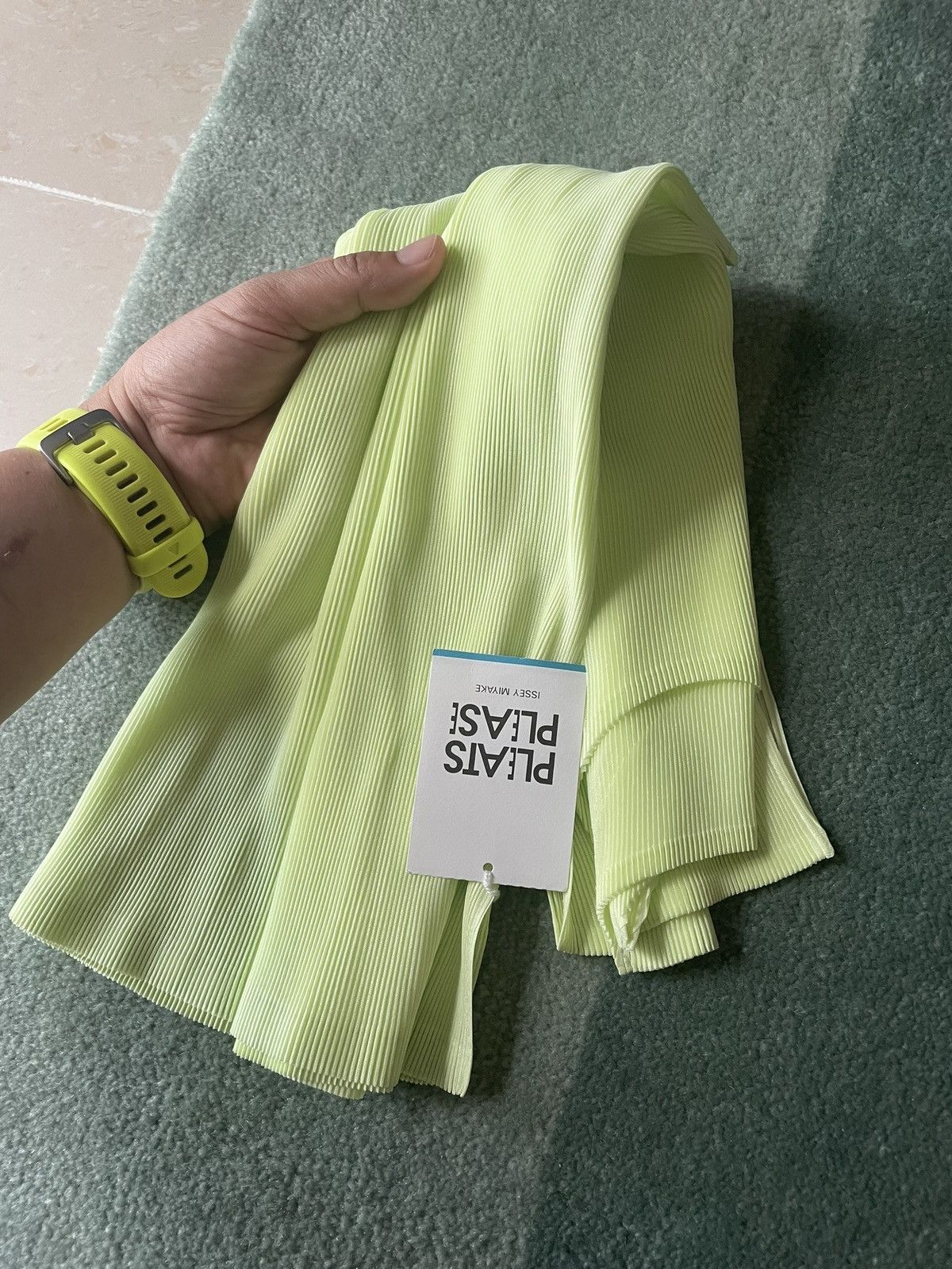 Pleats Please Issey Miyake Brand new Issey Miyake pleats please sleeveless top Size ONE SIZE - 8 Thumbnail