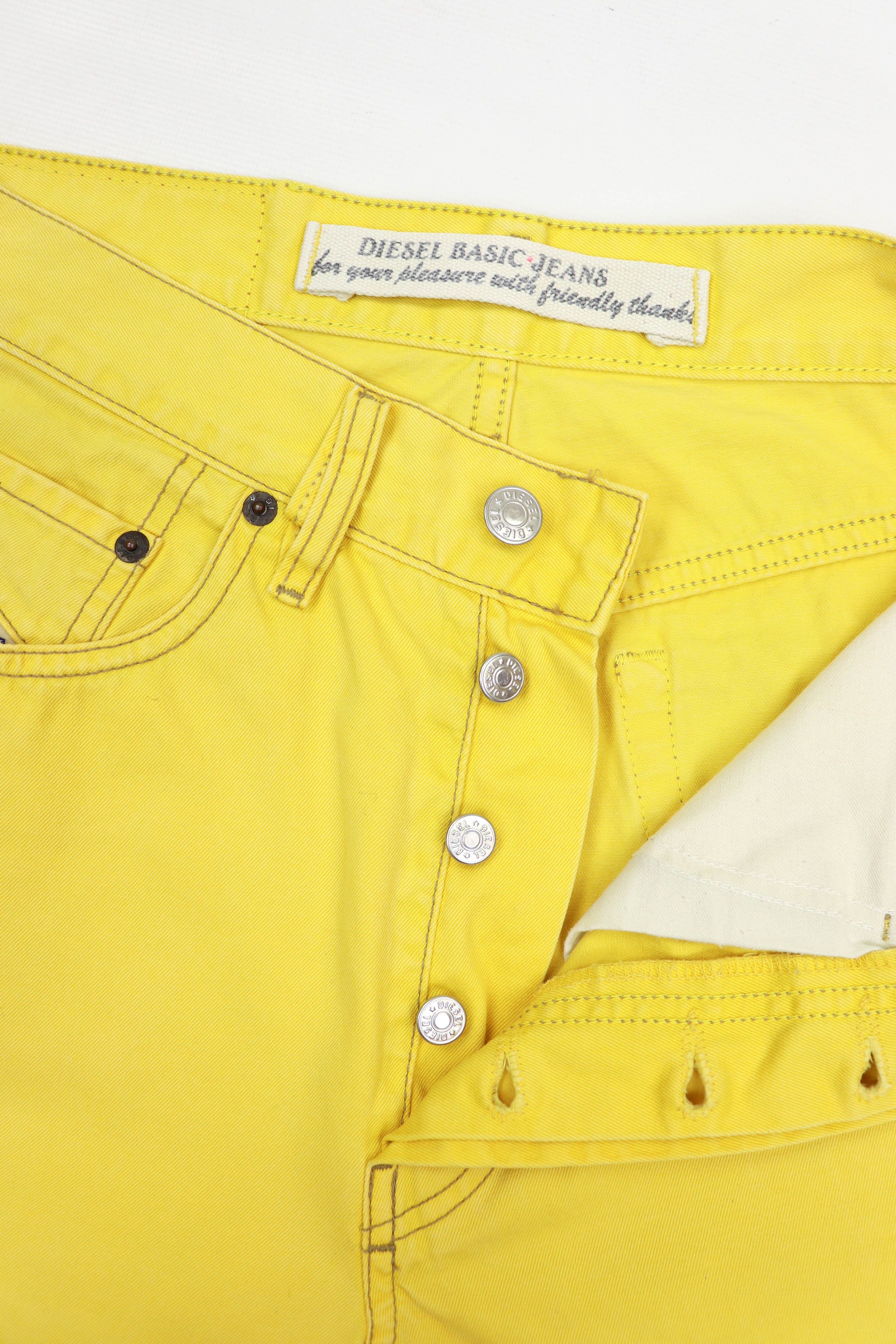 Diesel Diesel Vintage 90s Made in Italy Yellow Cheyenne Denim Jeans Size US 30 / EU 46 - 16 Thumbnail