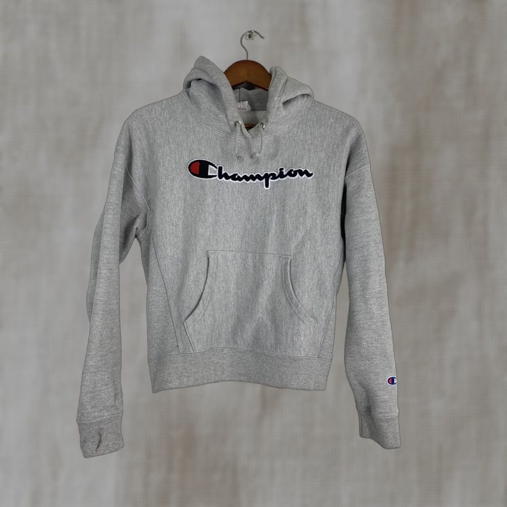 Champion Champion Hoodie Women’s Small Gray Reverse Weave Embroidered Spellout Pullover Pullover Hooded Sweatshirt Size S / US 4 / IT 40 - 1 Thumbnail