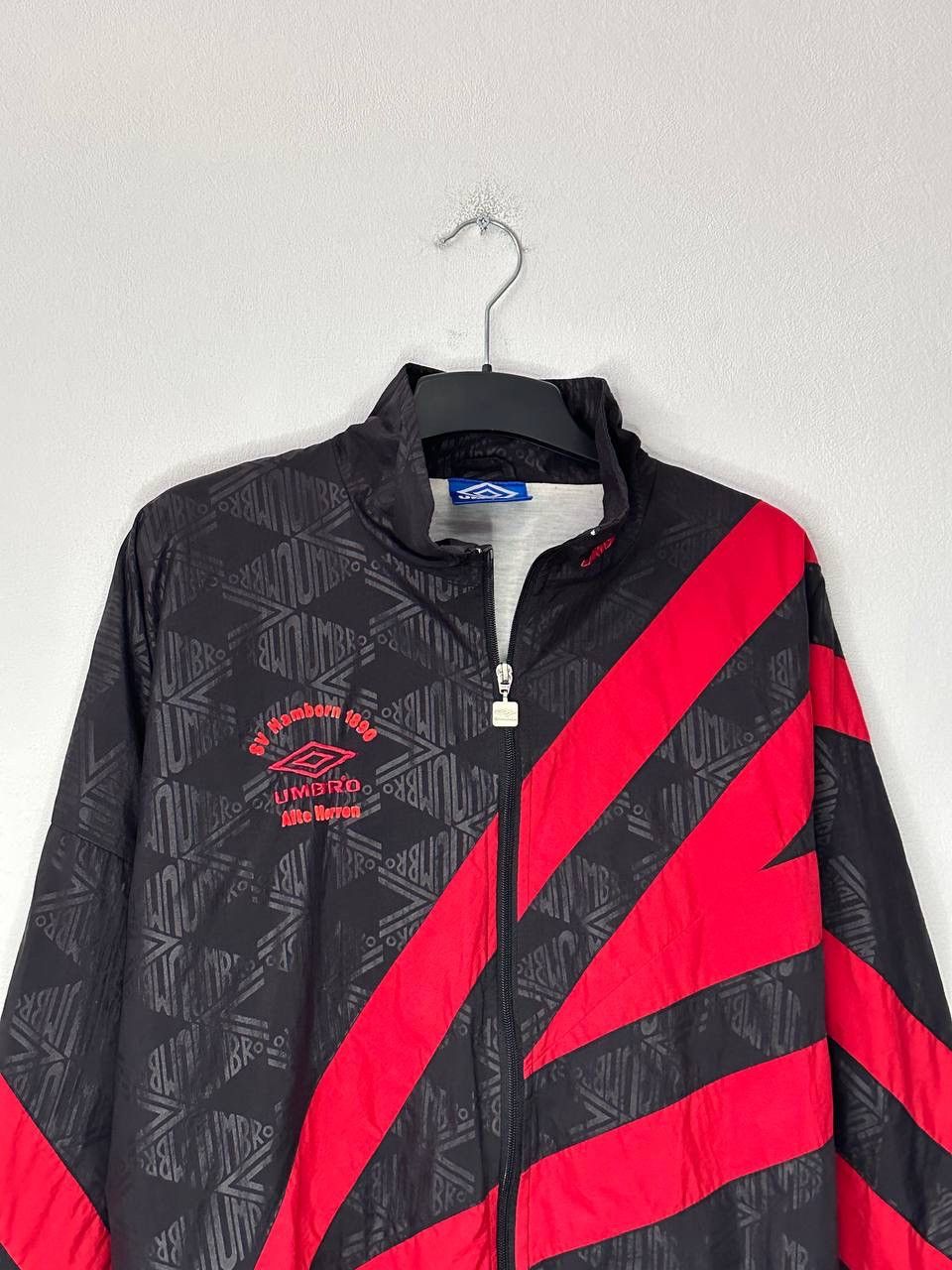 Umbro Vintage Umbro Track Jacket SV Hamborn 1890 Black Red L 90s Size US L / EU 52-54 / 3 - 3 Thumbnail