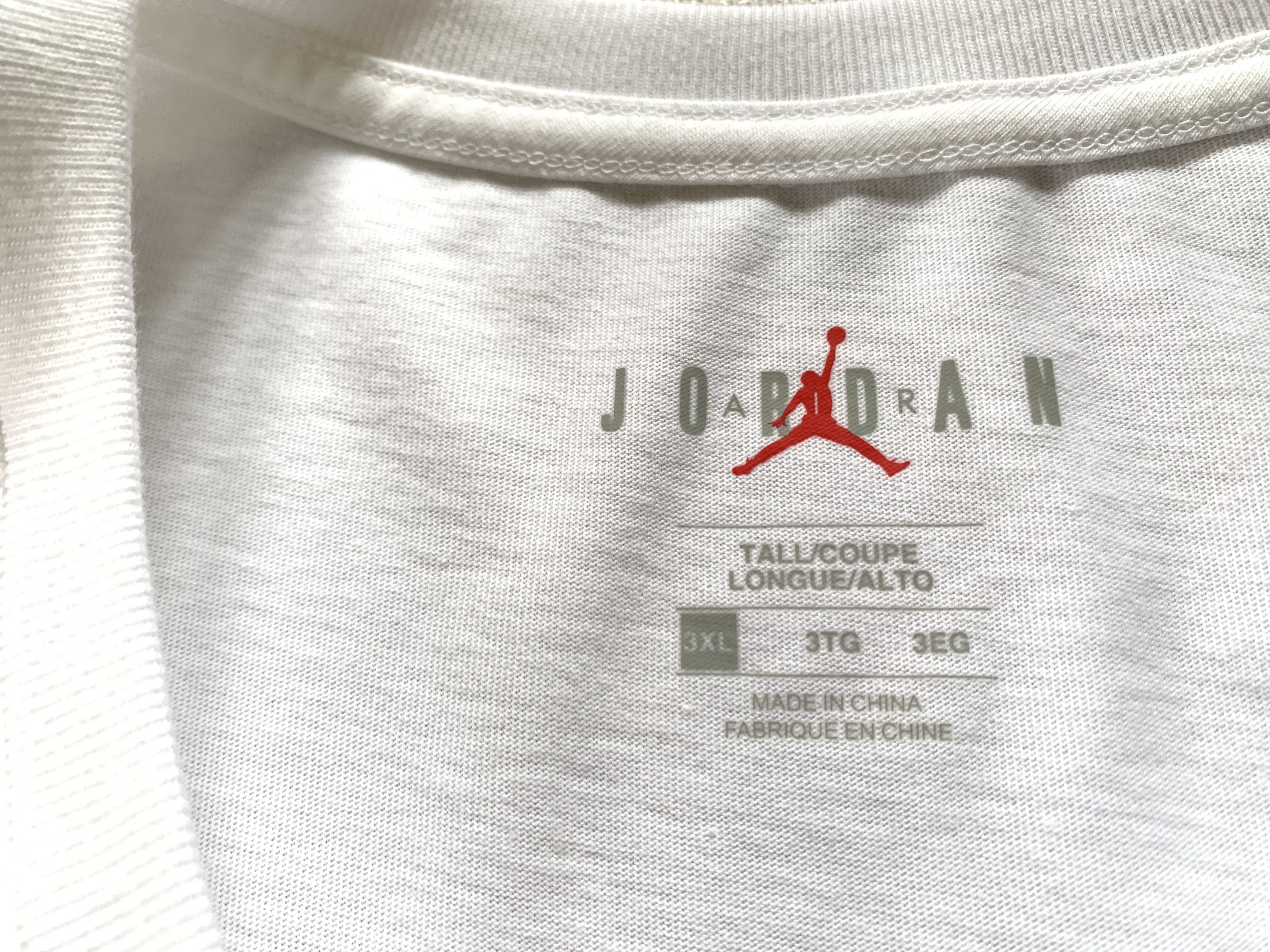 Jordan Brand × Nike Air Jordan White Flight Big Logo Print T-Shirt Size US XXL / EU 58 / 5 - 6 Thumbnail