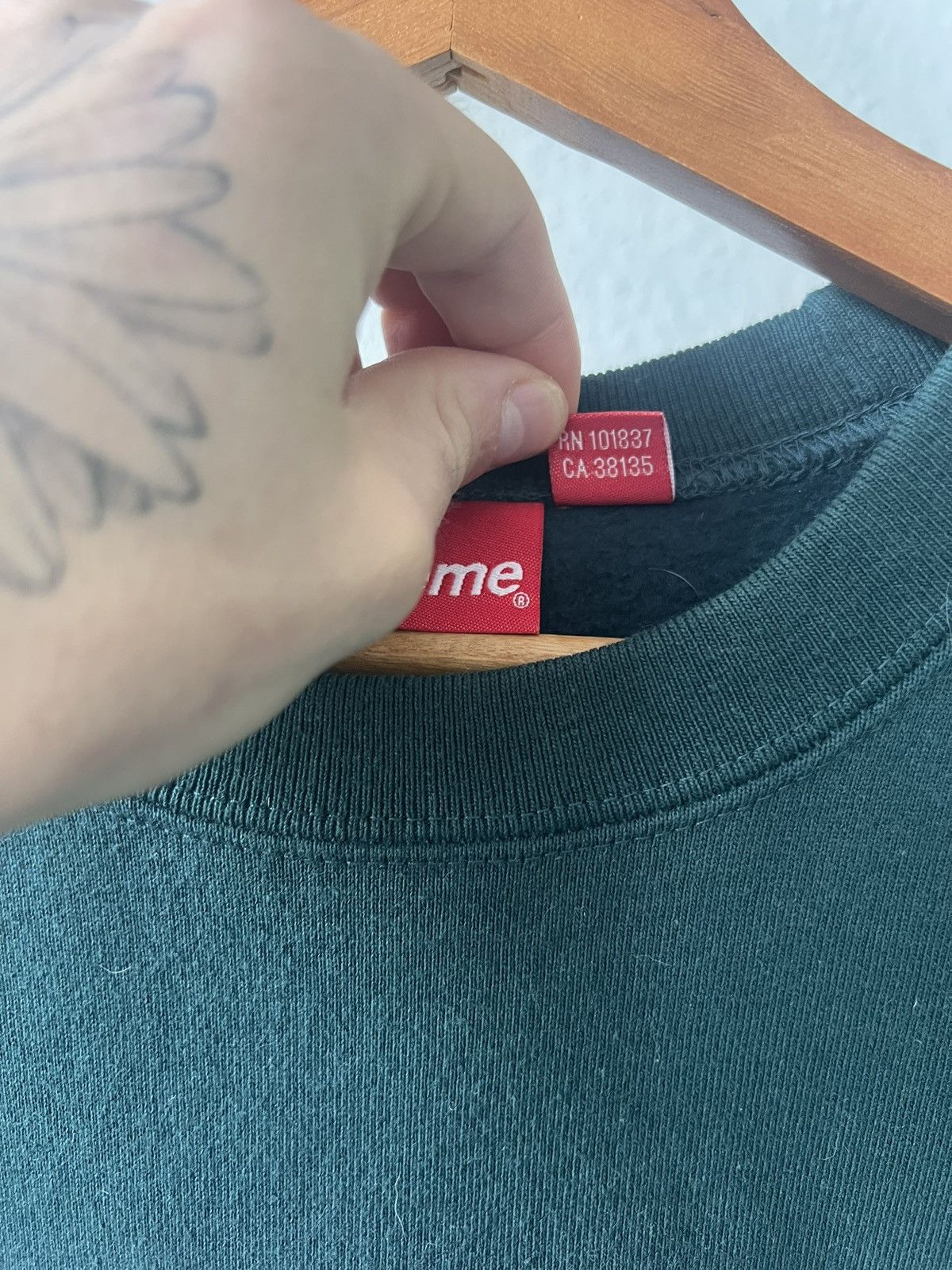 Supreme Supreme Crewneck FW22 pine green Size US S / EU 44-46 / 1 - 5 Thumbnail