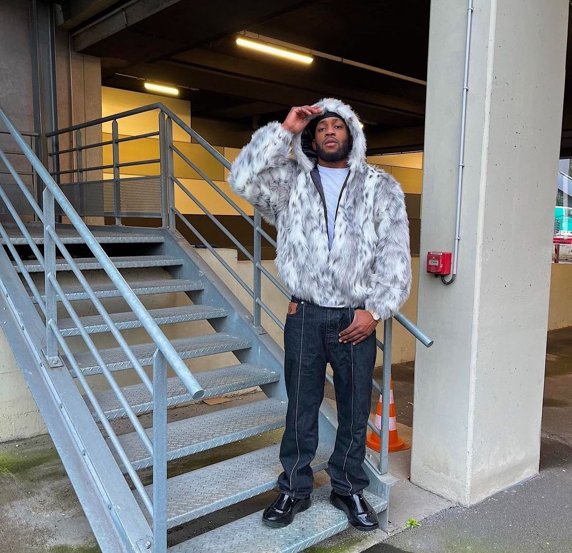 Corteiz Hooded Fur Jacket